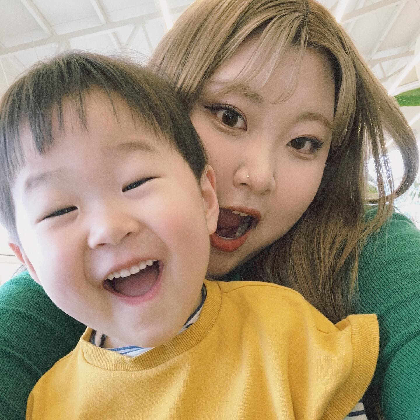 👶🏻💚👶🏻💛