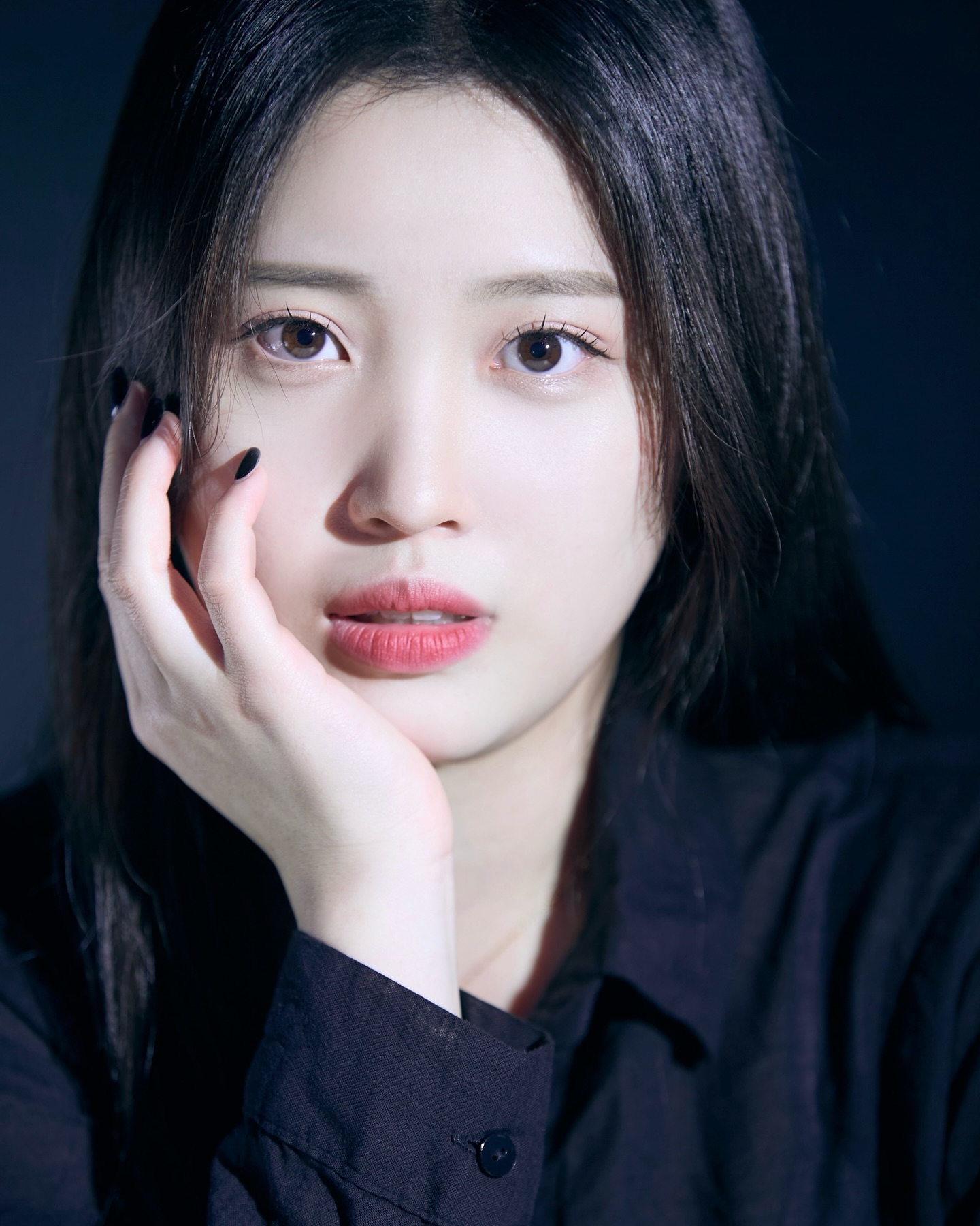이건 차도녀st 다크 컨셉 #프로필사진 🫧❄️🧊
뇽호의 원픽이시다 ㆅ
.
#프로필 #프로필촬영 #profile