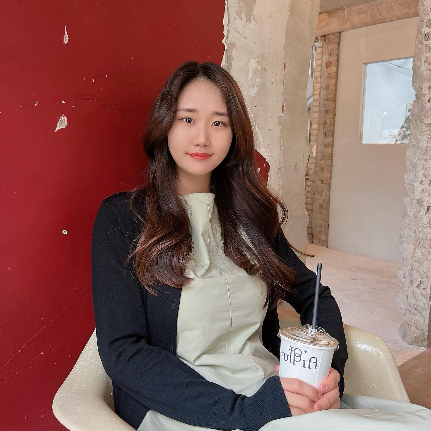 우당탕탕 바쁘고 또 바쁜 요즘🌿
일하랴 다이어트하랴 운동하랴 w 준비까지 다 놓치고 싶지 않아서 다크서클 한가득🦦 (오잉?) 바쁜 와중에도 뿌듯하고 힐링인 순간순간들 덕에 행복지수 올라가는 중💛 근데 #마라엽떡 먹고 싶다...🥙
-
#daily #ootd #일상기록 #데일리룩 #카페투어 #일상 #cafe #원피스코디 #dailylook #퀸아망 #카멜커피 #selfie #결혼준비 #운동스타스램 #필라테스