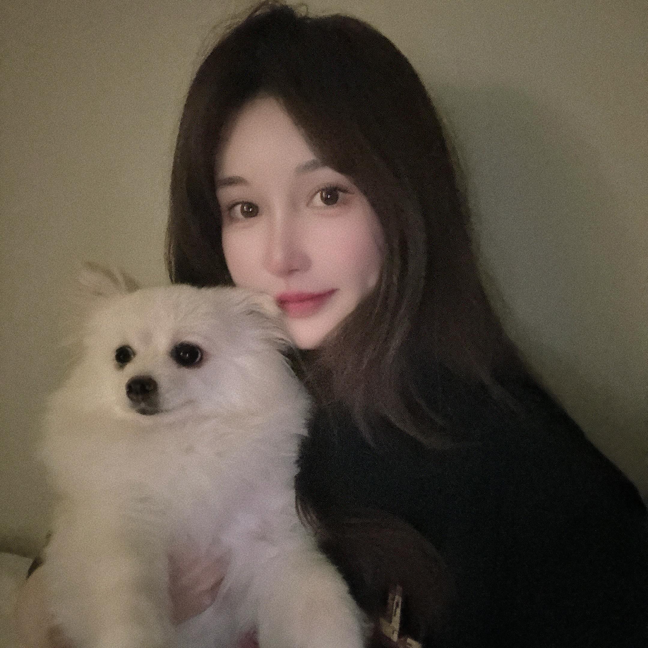 첨엔 내가 무서워했지만 나름 꽤 많이 친해졌어 우리 .. 🦭