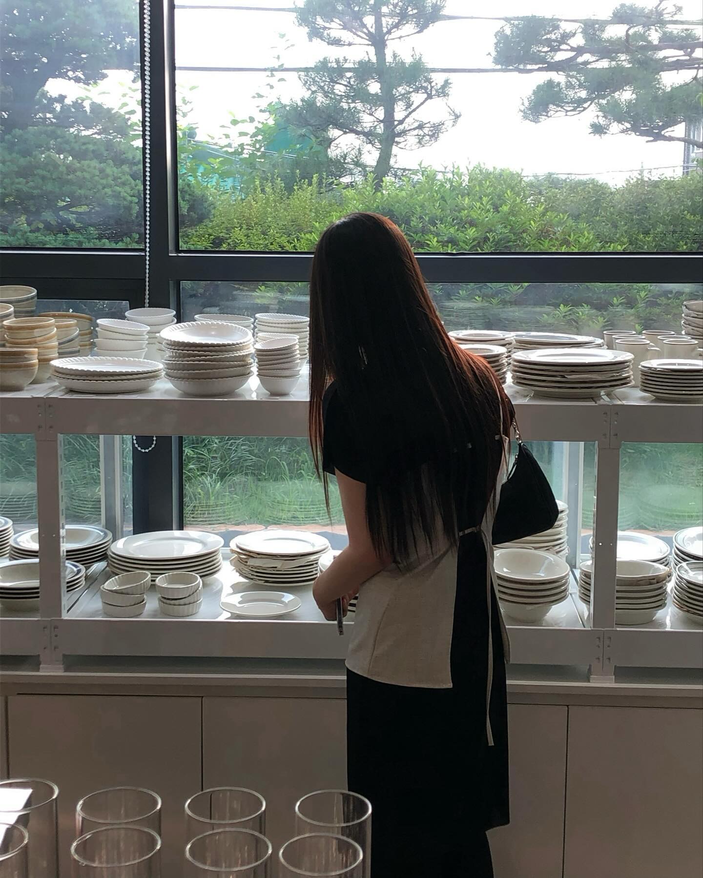 불면증이 말끔하게 사라져서 매일 아침 잠과의 사투를 벌이는 기간제 백수