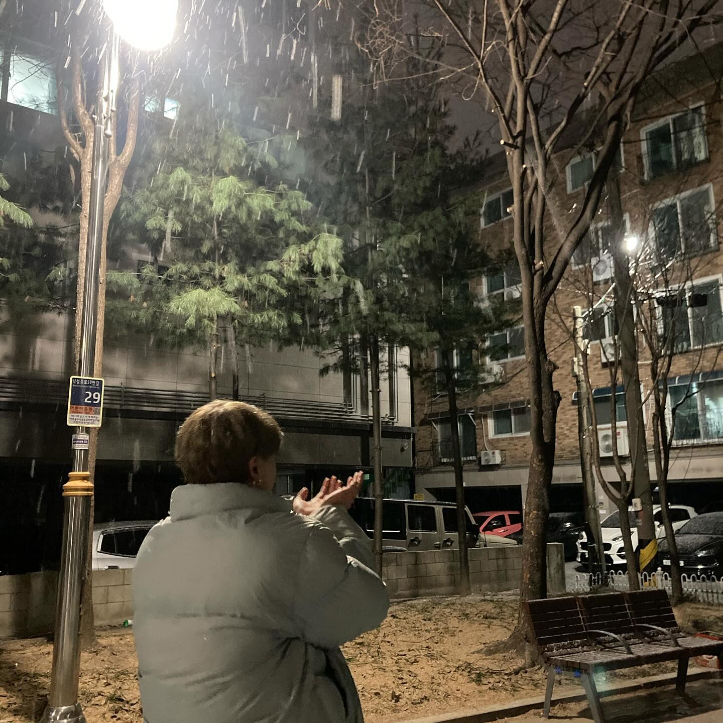 시간은 멈출 줄을 몰라