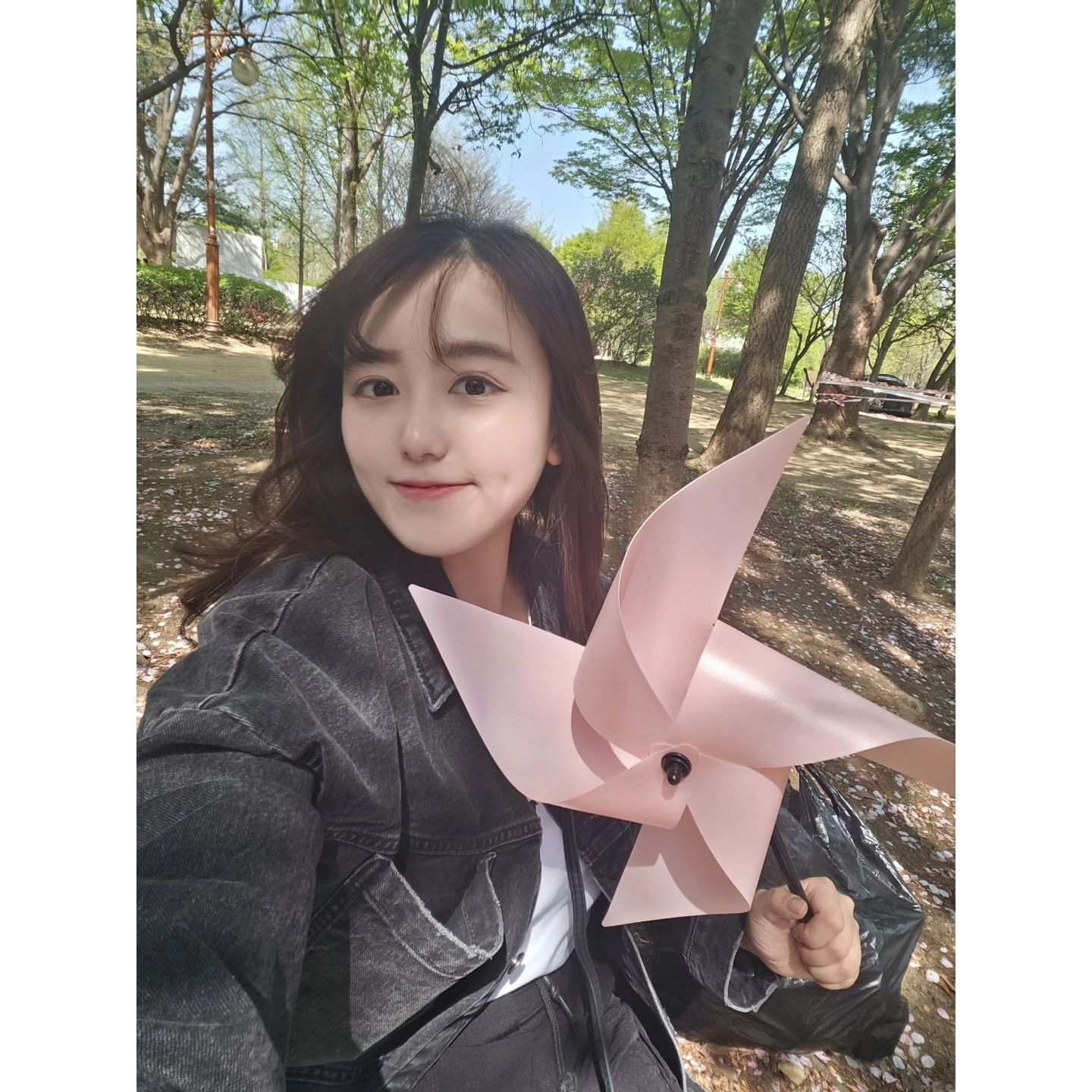 #봄이야 🌸
.
.
.
.
.
.
.
#봄소풍 #봄 #도시락 #소풍 #봄코디 #봄날 #소풍도시락 #셀카 #데일리 #셀카 #셀스타그램 #셀피 #맞팔 #일상 #선팔 #소통 #오오티디 #좋아요반사 #얼스타그램 #귀여워 #인친 #옷스타그램 #데일리룩일상스타그램 #오늘의훈녀 #먹방 #데일리그램  #데일리코디 #팔로워 #셀카그램 #스트릿룩