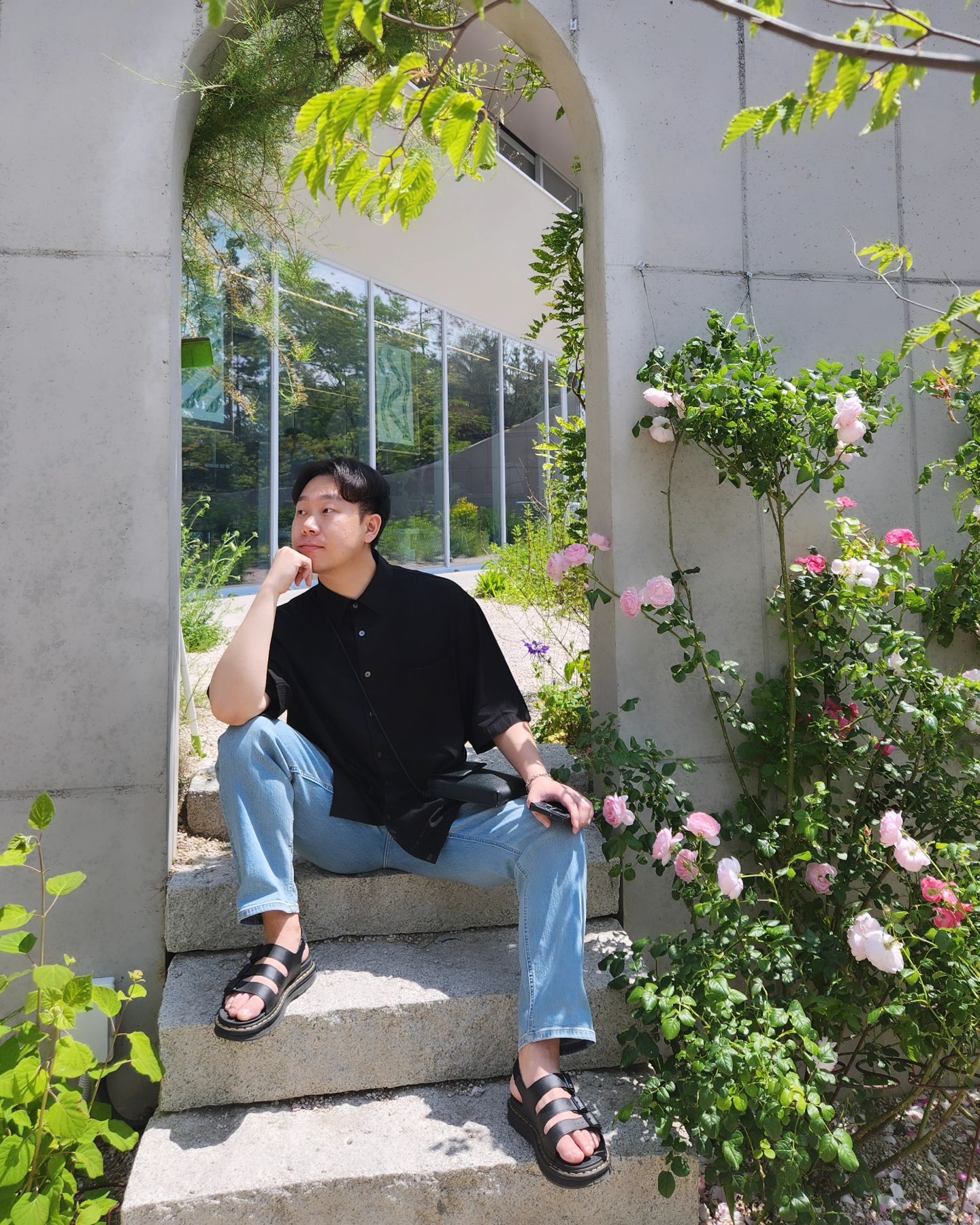 내인생사진♡
모델이 좋은건가, 작가가 좋은건가....😍
날씨도 좋고, 웅지도 이뿌고^♡^ 히힛

.
.
.
.
.
.
.

#경주스타그램 #포항스타그램 #포항카페 #오이아
#한국의그리스 #산토리니 #포항산토리니 
#카페연일 #포항연일 #연일카페 #부부데이트
#포항오이아 #OIA #포항예쁜카페 #ootd #오늘의코디 
#오늘의룩 #더일마 #theilma #경주신혼부부 #오늘뭐하지
#예쁜사진 #팔로우백 #followforfollowback