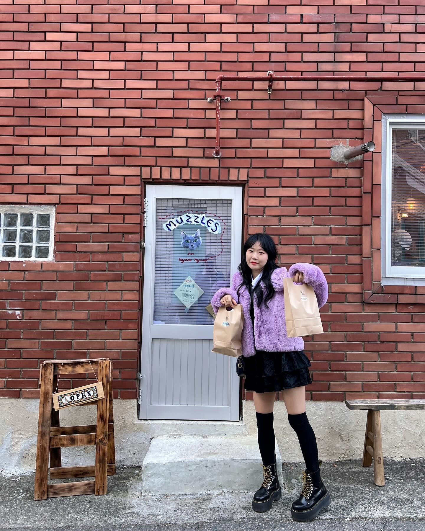 #부산여행 #머즐스 #머즐스부산 #베이커리카페
곽토리님 머즐스 드디어 다녀오기..❣️
대구에도 가게 내주세요... 🫠
여태 먹은 소금빵 중 단연 최고...🫶🏻
같이 와줘서 고마웡👩‍❤️‍👨
.
.
#카페스타그램 #카페투어 #쉬는날 #나들이 #전포카페
#일상기록 #데이트 #셀스타그램 #소금빵맛집
