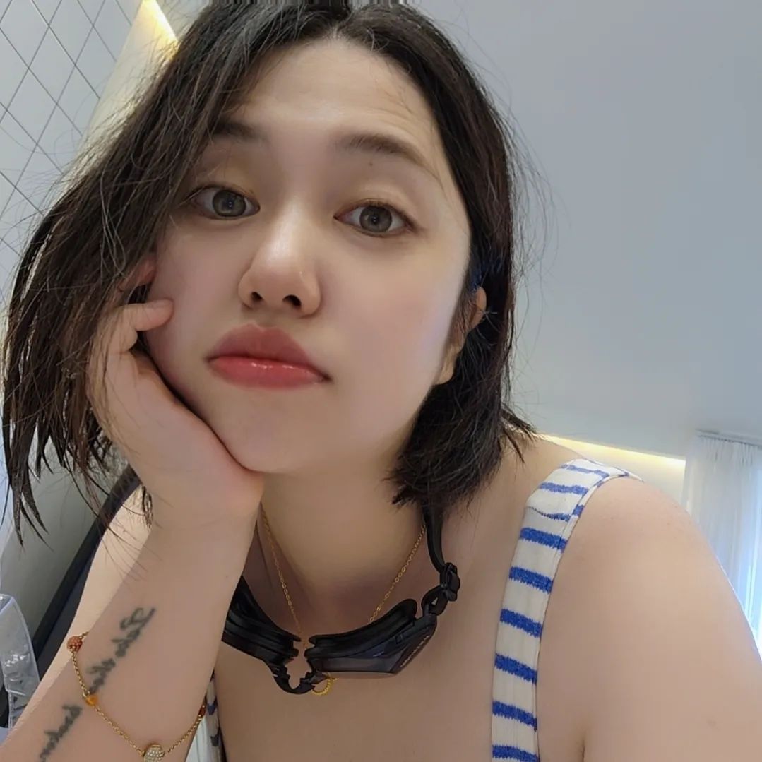 헬방학 생존피드🌟
오전엔 일하고....오후에는
제과학원 가고...몸이 3개면
좋겠다....몸뚱이 하나는 기타치게.. (????)

비키니 샀는데....팬티가 완죤
T팬티 서타일...🫣..모델언니...
착샷이랑 넘 틀려.....깜놀....(⸝⸝⍢⸝⸝)

#생존신고
#유쾌한독학러
#금손꿈나무
#형제맘#아들맘#두정동#성성동
#30대맘#아들맘소통#초딩맘
#갓생 #갓생살기