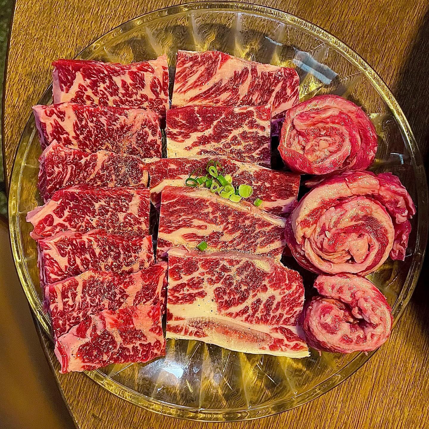 ✔️ 열기
😋 열기스페셜
🧐 가성비잘 숙성된 고기와 좋은 숯불을 합리적인 가격으로 즐길 수 있는 곳
아늑한 분위기에 고급스러운 데이트 장소를 찾는다면 꼭 추천하는 곳
(주차가능)

10__kii
서울 성동구 광나루로 302 1층 열기

#jmt #존맛 #동네맛집 #맛스타그램 #맛집소개 #맛집스타그램 #맛집추천 #맛집탐방 #맛스타 #먹스타 #맛집 #먹방 #맛집투어 #먹방스타그램 #먹스타그램 #오늘의맛집 #맛집공유 #추천맛집 #찐맛집 #전국맛집 #맛집여행 #맛집그램 #맛집코스 #먹스타맞팔 #핫플레이스 #핫플 #서울여행 #서울여행지추천 #서울데이트코스 #협찬
