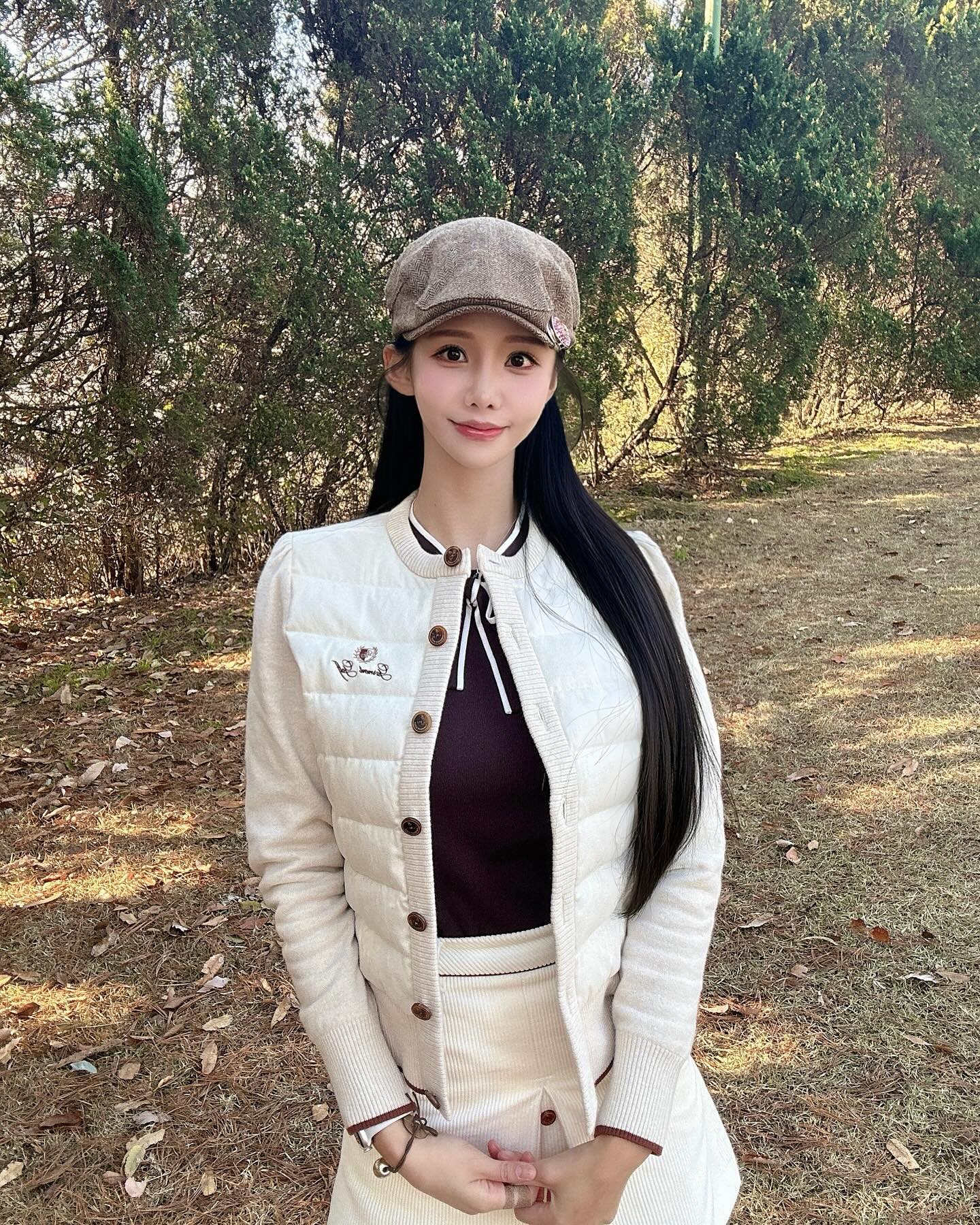 garmentgolf  gmt_tigunwoods 

#가먼트골프 넘 예쁘죠?
따뜻하면서 이렇게 멋스러울수 있는거냐구😉
가먼트 입고 나갔더니 브랜드 어디껀지
많이 물어봤어요!! 진짜 예쁘다구✨
가먼트골프랑 겨울골프 더 즐겨도될듯!☺️