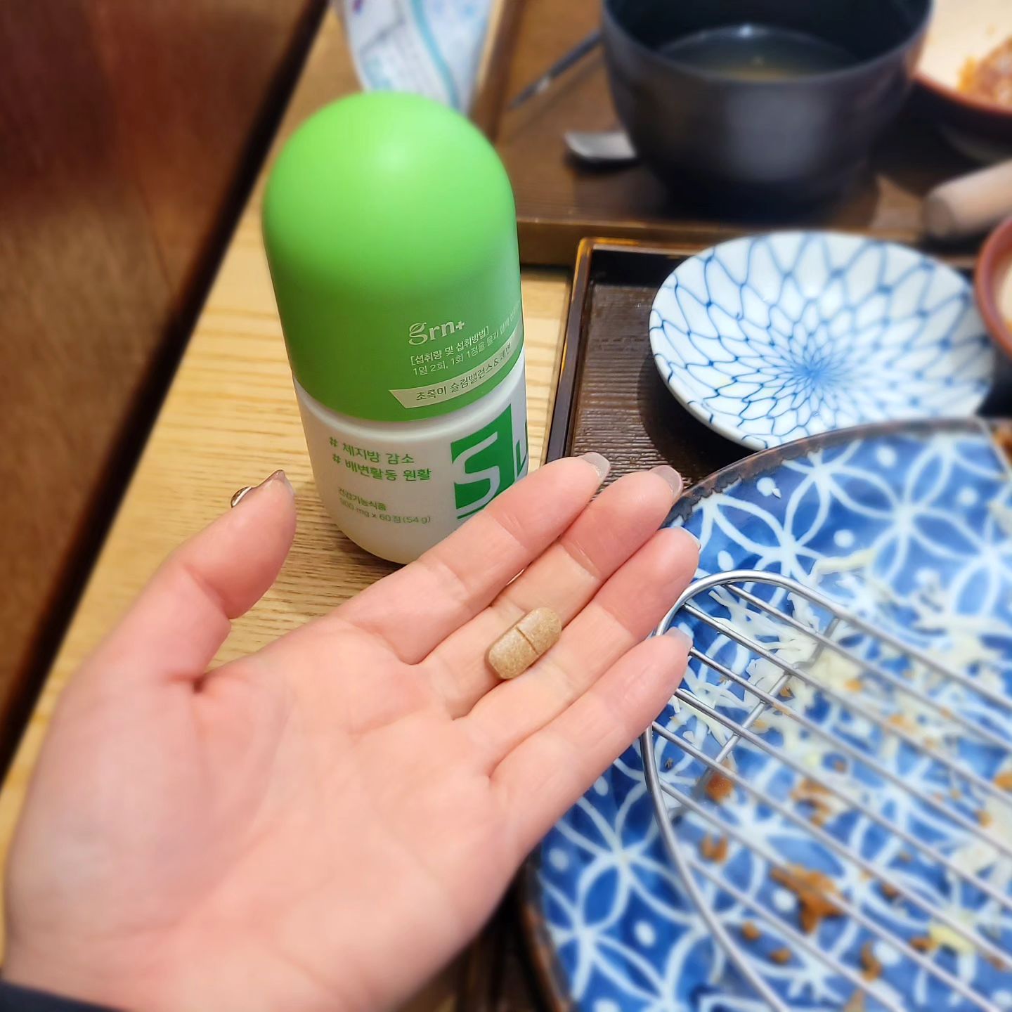 식사후에 꼭!꼭! 챙겨먹는 #초록이
진짜 👍 👍 👍  #꿀템 초록이 잘챙겨먹어서 그런지..
꾸르륵 꾸르륵하며 화장실 🚻 잘가게되요^^
변비있는데.. 진짜 🤦 다행이에용👍
분홍이 초록이 포켓은 휴대하기 좋은 사이즈
언제 어디서나 부담없이 간편하게 같고다니며 먹을수 있어요^^
초록이는 체지강 CUT! 
녹친킨테킨으로 혈중 콜레스테롤 개선 +체지방관리 
건강한 다이어트 하실분

반복되는 다이어트에 지쳤다면 슬림밸런스 분홍이초록이로
다이어트 시작하세요!!!!
분홍이와 초록이 같이 먹으면, 더 도움이 되세요♡
초록이만 먹어도
체지방감소도 하고 화장실도 진짜 잘가요^^
제가 먹어본결과를 말씀해드려요^^
그래도 사람들 마다 다를수 있으니 참고해주시구용

지알엔식품들은 #건강기능식품 마크가 있어 믿고 드실수 있는 제품이랍니다^^

다이어트제품으로 유명한 초록이,분홍이

분홍이는 가르시니아 성분이 들어가서 탄수화물이 지방으로 합성되는 것을 억제해주고
초록이는 녹차카테킨 성분이 들어가서 체지방 감소, 향산화,혈중 콜레스테롤 개선에 도움을주어 원활한 배변활동으로 체중감량에 효과적이라고하네요~
분홍이는 식사전 에 하루세번!!
촉록이는 식사후에 한알 하루 두번!!

이제 봄준비? 하셔야쥬?ㅎㅎ 

zbxm322 프로필 하단 링크 참고해주세요 🙌 😄 😊 😘 

#단기간다이어트 #변비탈출 #다이어트보조제 #다이어트방법 #효과빠른다이어트약 #초록이분홍이  #다이어트식단 #다이어트스타그램#가르시니아다이어트
#신년맞이다이어트
#분홍이초록이 #분홍이초록이포켓
#단기간다이어트 #변비탈출 #다이어트보조제 #다이어트방법 #효과빠른다이어트약 #초록이분홍이  #다이어트식단 #다이어트스타그램 #grn분홍이초록이시즌4 #분홍이초록이 #다이어트보조제 #다이어트식품 #다이어트 #체지방감소#다이어터 #곡물효소 #레몬맛효소 #레몬효소 #클린밸런스효소톡 #효소추천 #효소식품 #육아소통반복되는 다이어트에 지쳤다면 슬림밸런스 분홍이초록이로
다이어트 시작하세요!!!!
분홍이와 초록이 같이 먹으면, 더 도움이 되세요♡
초록이만 먹어도
체지방감소도 하고 화장실도 진짜 잘가요^^
제가 먹어본결과를 말씀해드려요^^