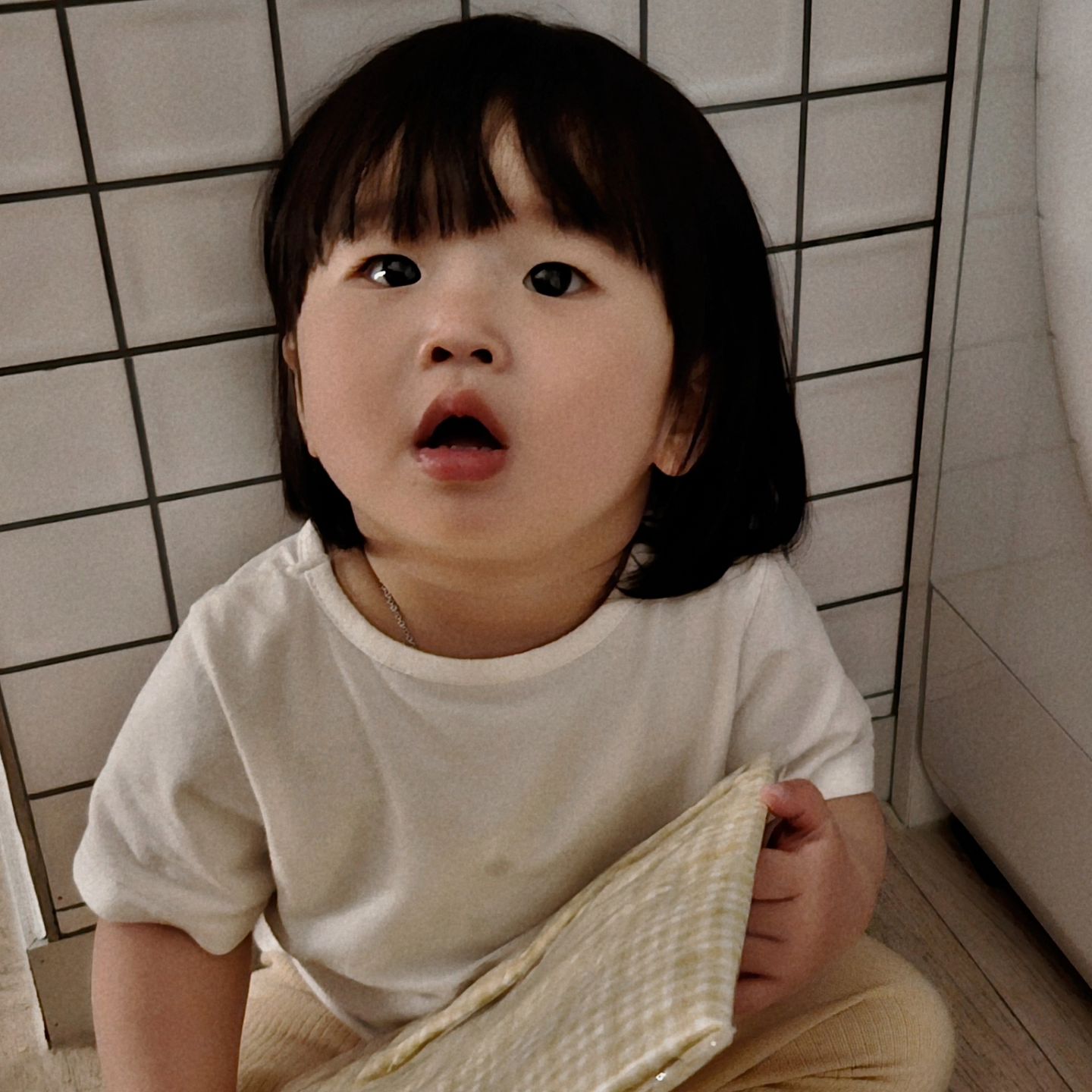 건깡이 앞머리 있을 때

#아기 #16개월 #사진