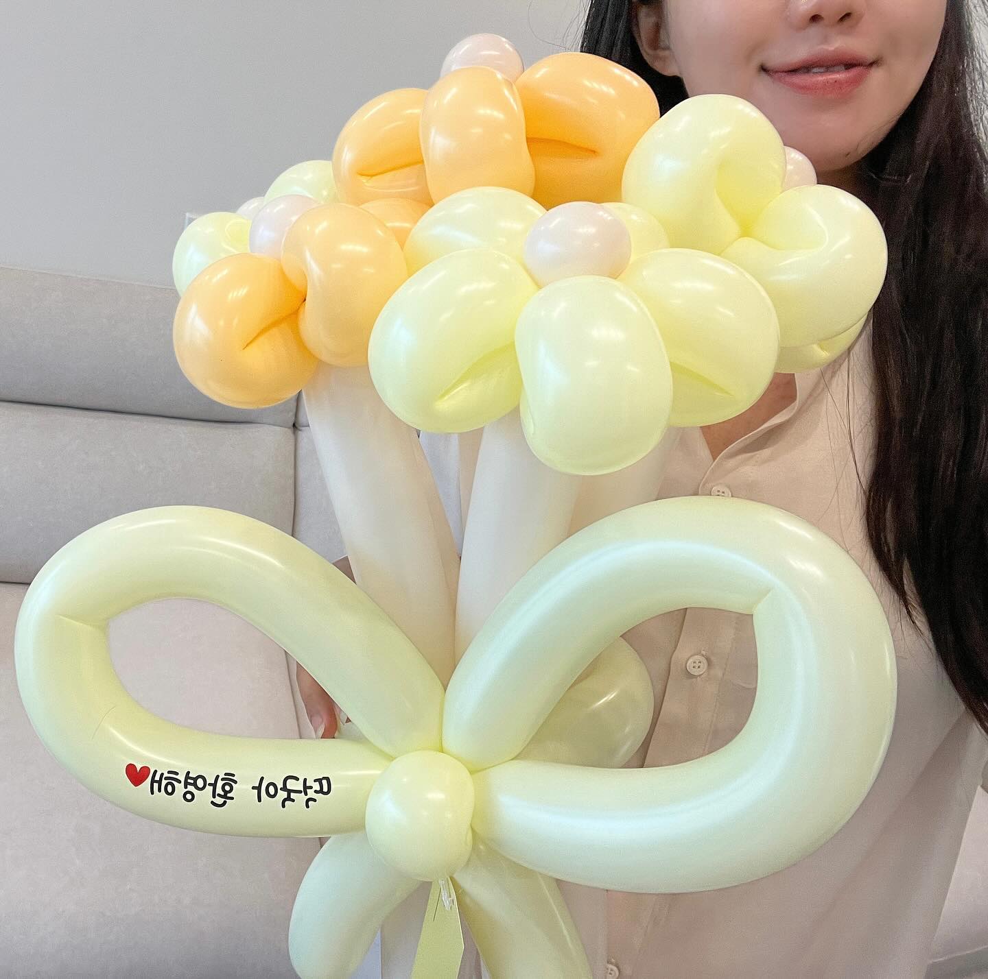 어제는 어버이날, 오늘은 떡꾹이 서프라이즈 💛
떡꾹이 서프라이즈 해줘서 고마어 사랑하는 가족들아✨
