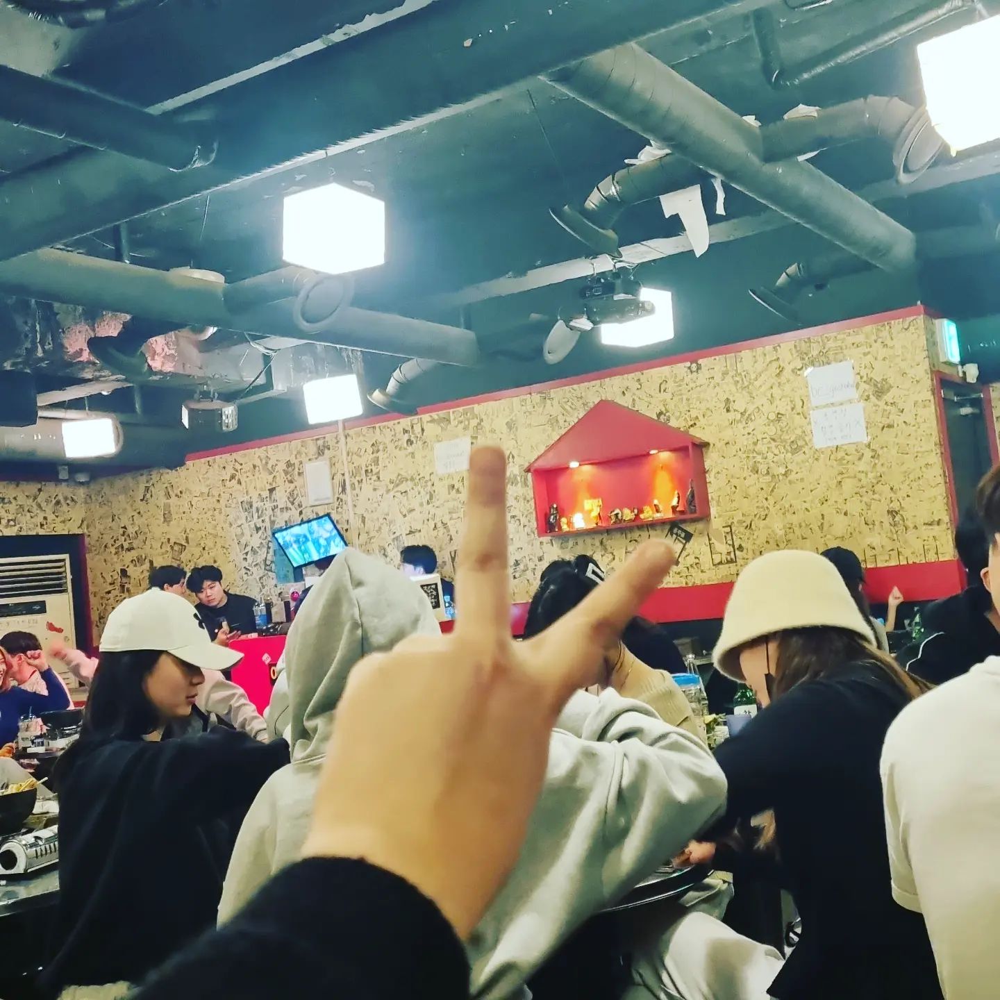 오랜만에 술머그러왔는데 너무 신나😆😆#부천고추밭 #개신나🐶