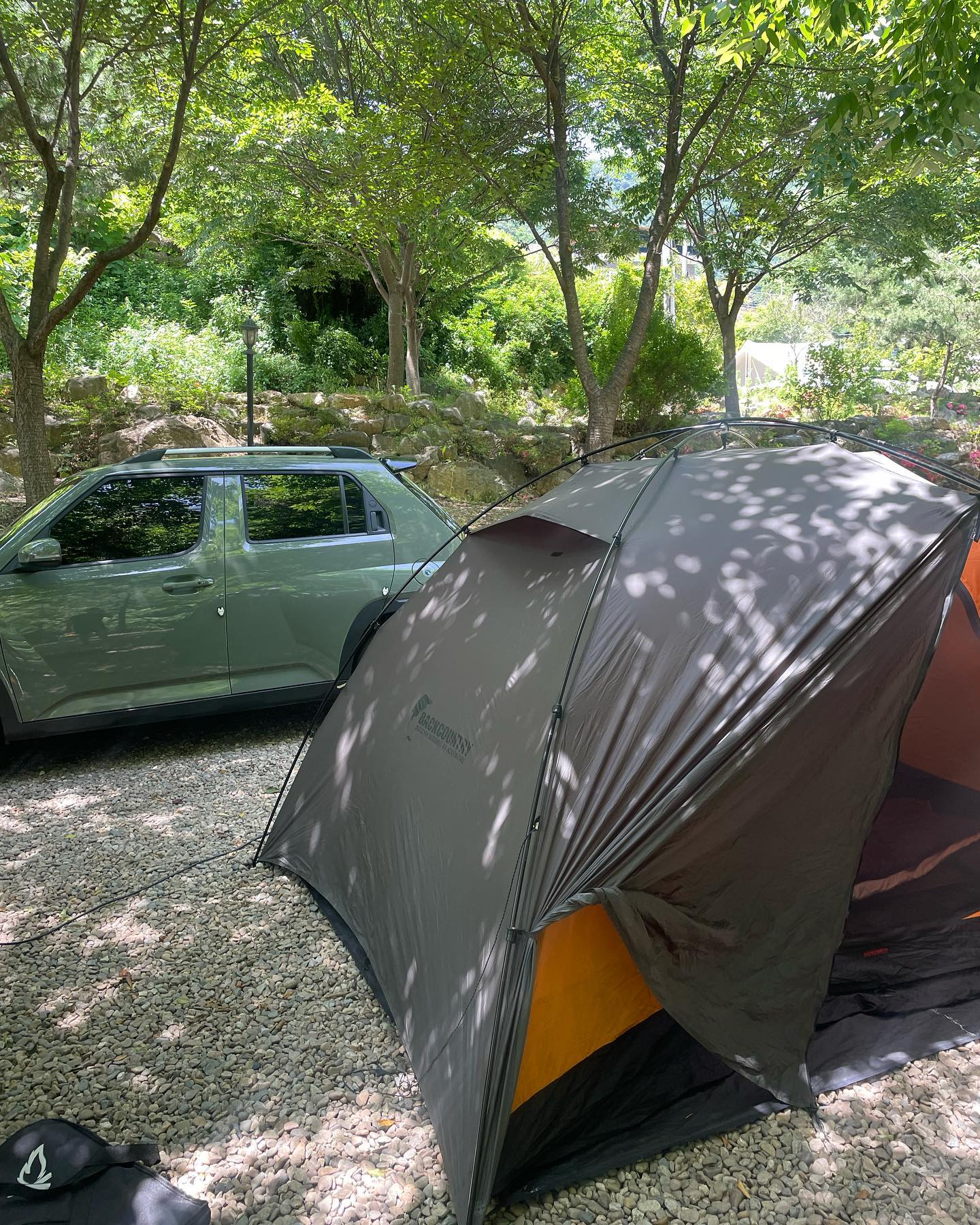 제대로 처음 해본 캠핑⛰️
처음으로 서울에서 문경까지 200km 장거리.. 나의 캐스퍼 고생했당
#월간캐스퍼 #6월 #아웃도어with캐스퍼 #캐스퍼 #캠핑 #캠핑스타그램