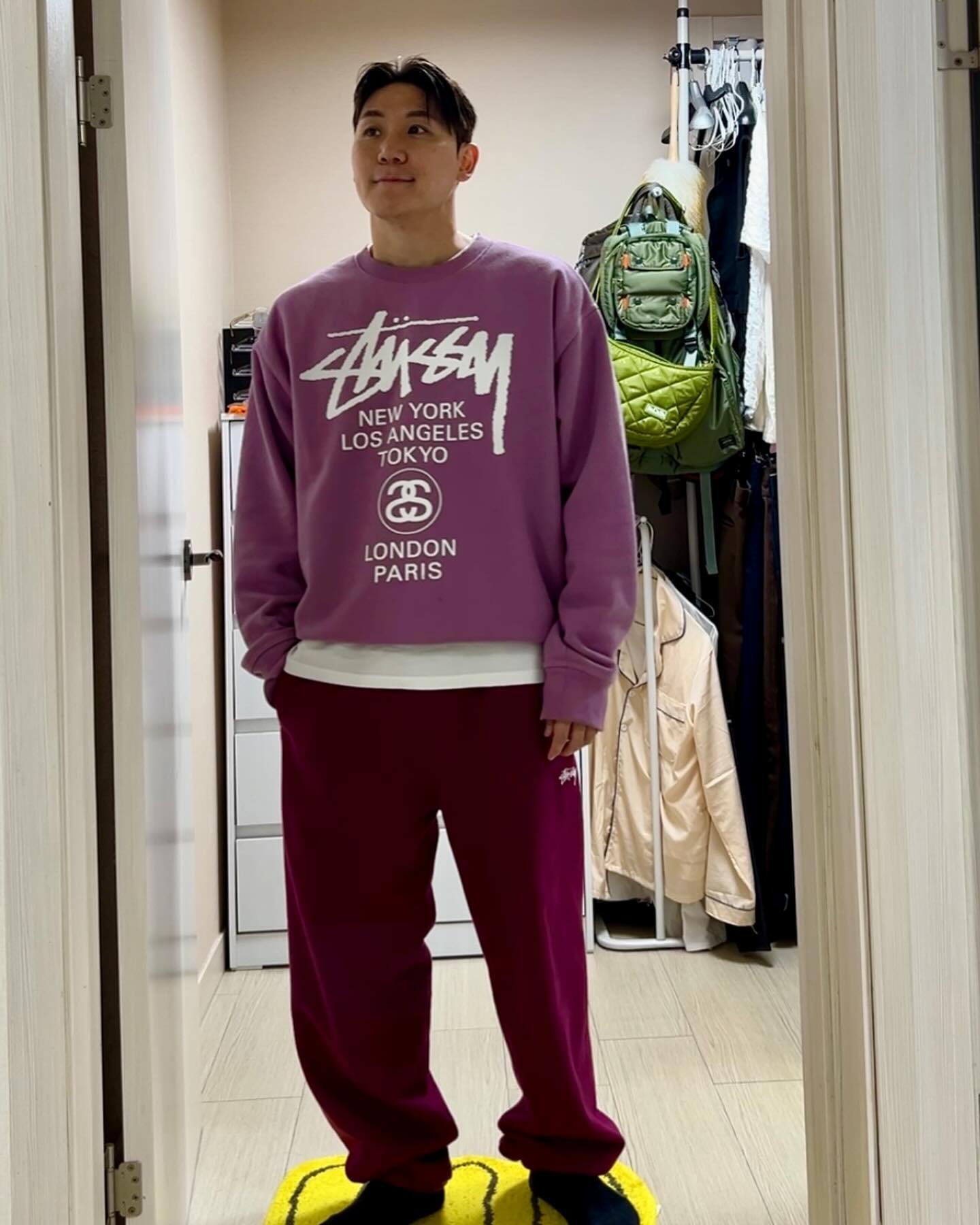🗂️릴스에 올렸던 룩 다시 정리하기

1/ 착장
- top : stussy 
- pants : stussy 

2/착장 
- top : barboursouthkorea barbour 
- pants : fullcount_official 

3/착장
- top : fabregat_official 
- bottom : yiyae_official 

4/착장
- top : yearsago_official 
- bottom : hatching.room 

#ootd#ootw#dailylook#dailyfashion#minimal#미니멀룩#스트릿룩#스트릿패션#패션릴스#패션계정