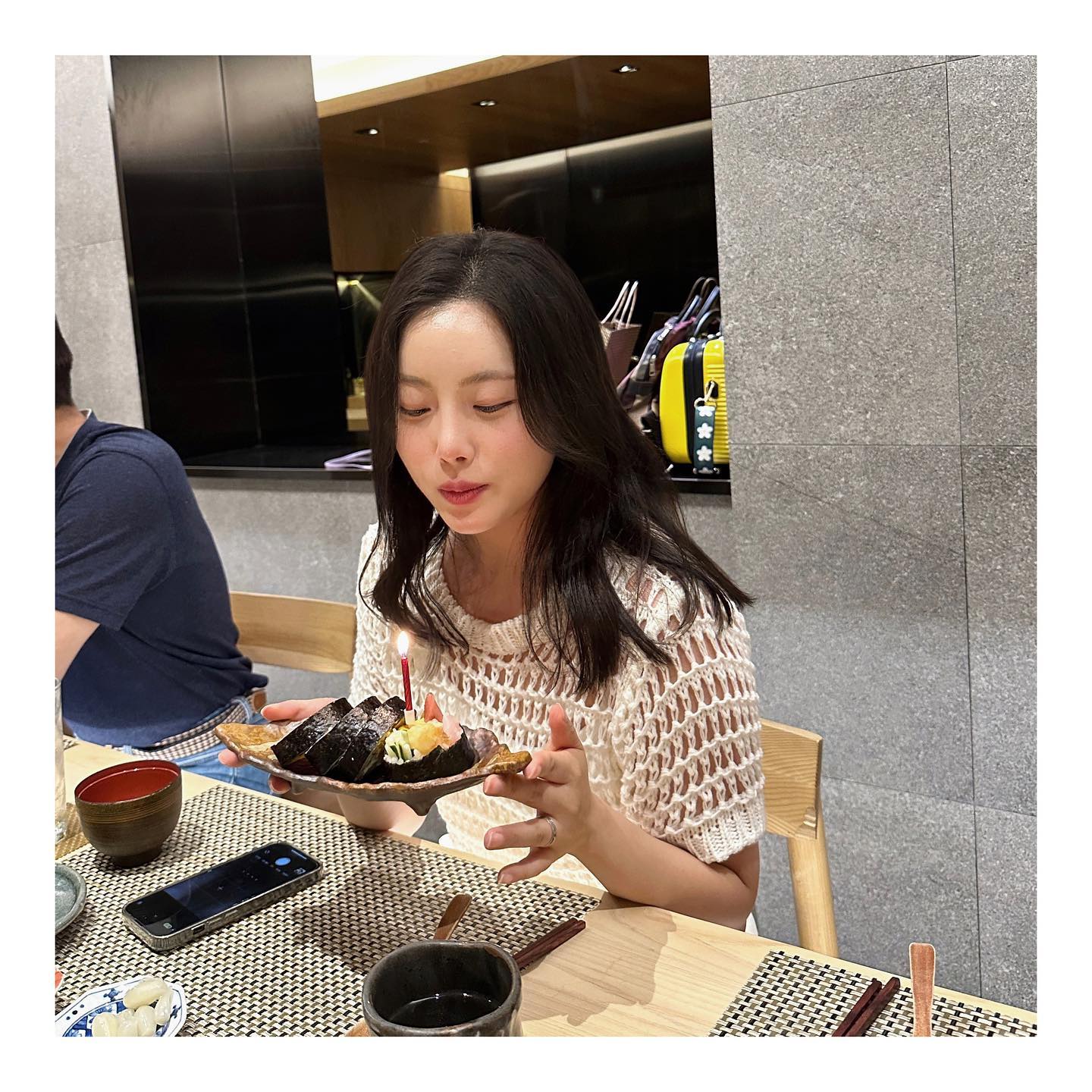 생일기념으로 갔는데 좋은재료 비싼재료 팍팍 주신 쉐프님 사랑합니다 물론 같이 배터지러간 울 언니오빠용쟈두 쪽쪽