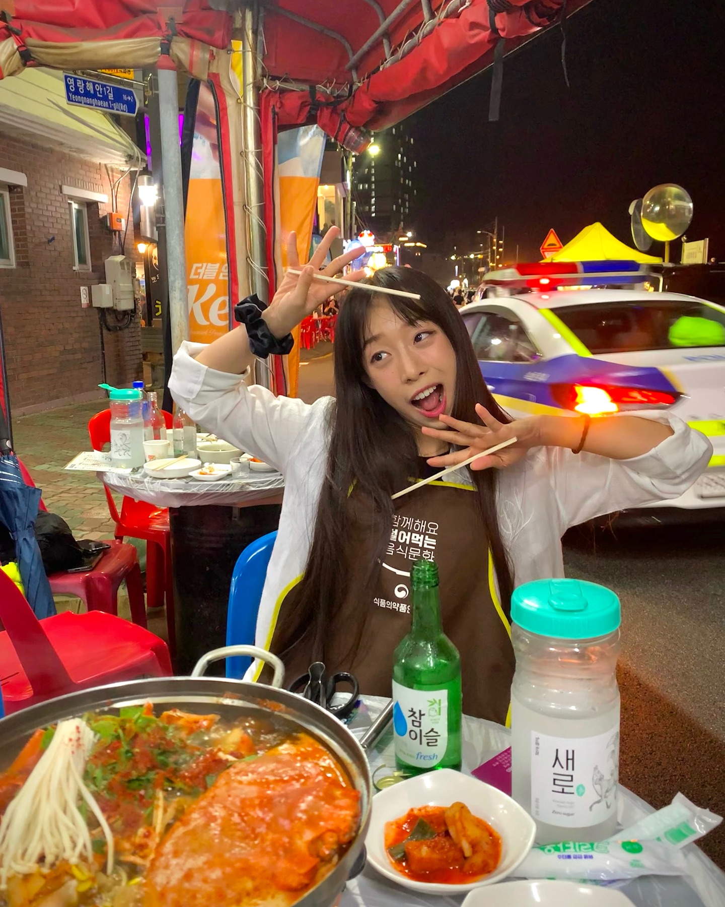속초포장마차거리 🌊🍻✨
바다 앞인데 뭔들 안맛있을까ㅎㅎㅎ🦀🦑🐟
이곳 저곳 가봤는데 맛은 다 빗비슷하고
무조건 그냥 바다앞에 앉으면 맛집이되는 매직 🔥🔥
.
:
.
#속초#속초여행#속초포장마차#속초포차거리#바닷가앞