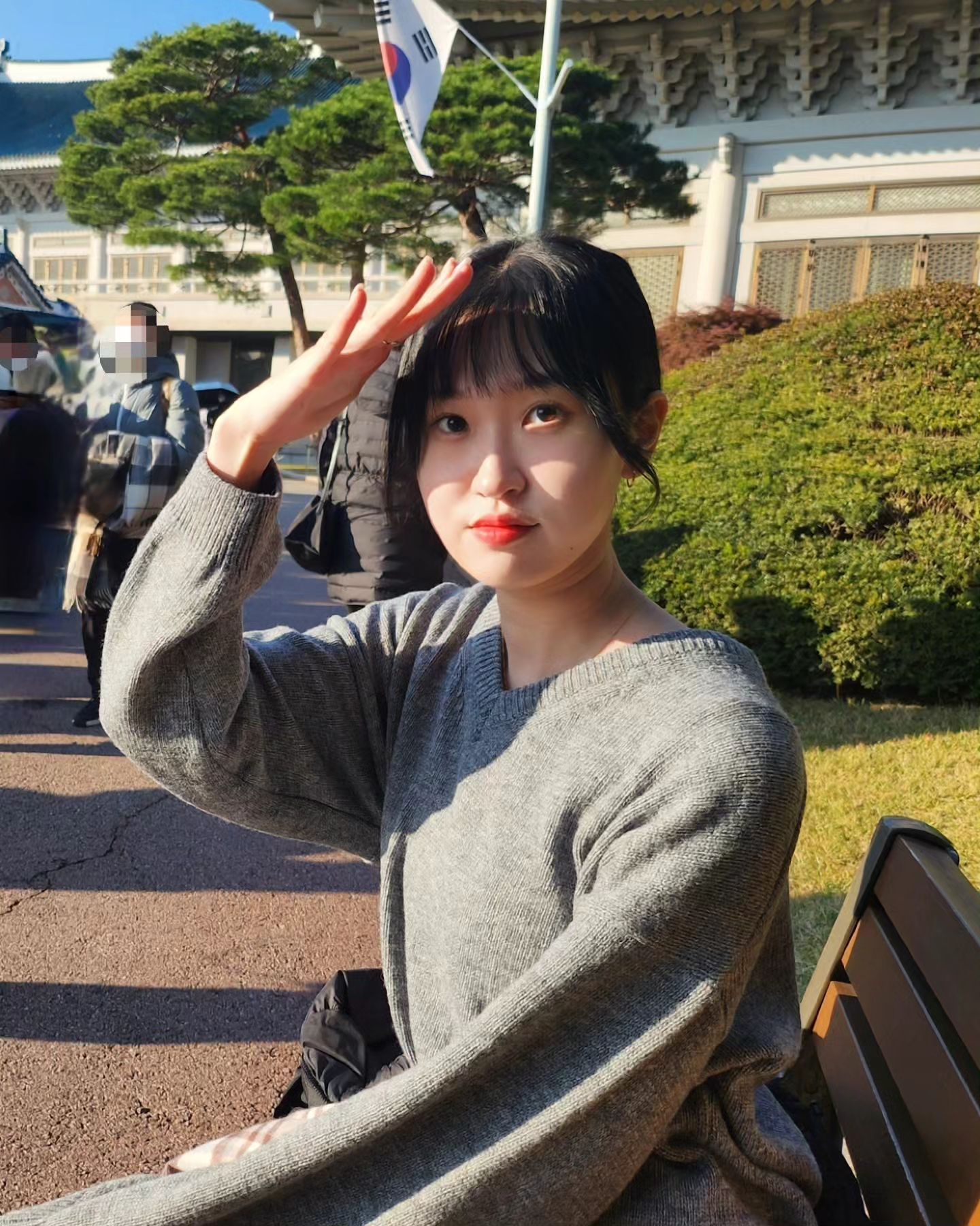 충성 아니고 눈가리개
