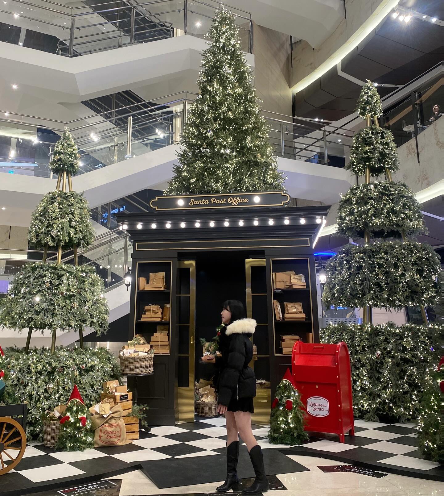 미리메리크리스마스🎄

#헬린이#헬응애#헬린이그램#다이어트#헬스장#운동#식단#운동일기#운동복#헬스타그램#필라테스#협찬#일상#daily#오운완#운동하는여자#운동기록#운동소통#운동스타그램#운동하는직장인#헬스녀#아이폰15