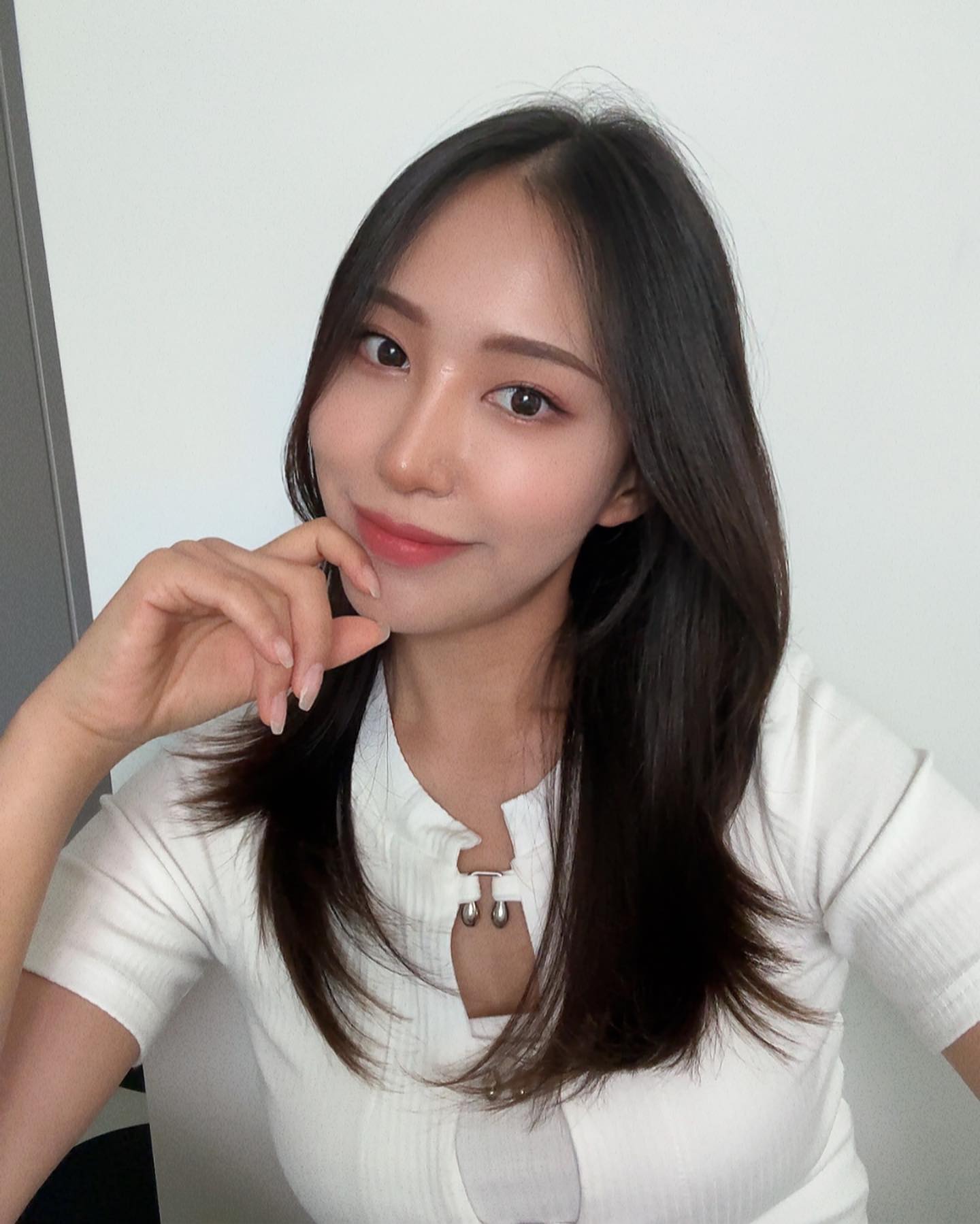 더운 여름 나라로 저도 갑니당✈️

5박 여행인데 여행계획은 미루다 미루다 어제 다했어요😂 
J 인데 이럴땐 P가 분명해!!

여행가기전 헤어 클리닉두 받구 
쇼핑두 하구 준비는 끝! 
아 마녀스프도 맛있어서 한번 더끓였어요 ㅎㅎ
오늘 점심까지 마녀스프 먹었는데 
맛있지만 조큼 물리네용
속도 편하고 배변활동에도 최고지만 
이제 텀좀 두고 먹어야겠으!!

저 잠시 다이어트는 잊구 맛있는거 많이 먹구 올께요😝

비행기에서 마스크팩 하시는분들!
세안 어떻게 하고 붙히시는거에오..🤔

#파타야여행 #방콕여행