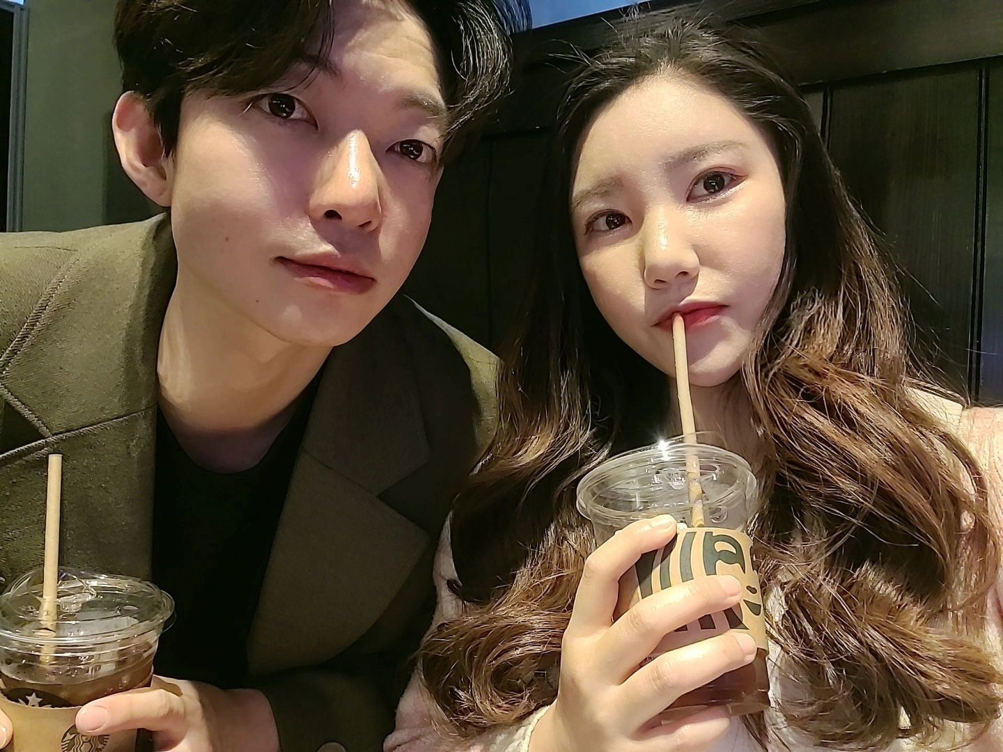 연말에 좋지 못 한 일로 크리스마스도
없이 지나가서 속상했는데 오빠 덕분에 잘버텼다

올해 24년도 잘지내 봅시다❤️
많이 사랑해♡

#35세와34세#사랑해
#24년도잘부탁해요❤️
#올해는더행복하자❤️
#인스타안하는남친