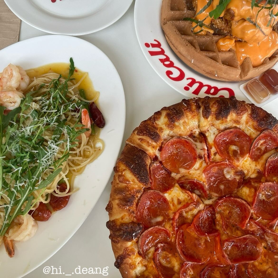 ॱଳ͘ 
예전에 갔었던 맛집!!
여기 새우 오일 파스타 맛있었는데,,,
또 먹으러 가야겠당

#순천 #캘리캘리 #파스타 #피자