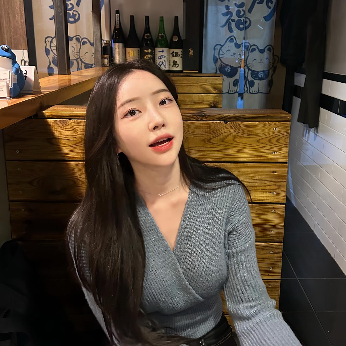 상계역쪽에 있는 존맛탱 참치집 발견♥️참치 오마카세 찾는다면 곤조참치 당장가세요✨입에서 녹는다는게 이런거징..진짜 너무 맛있구 사장님 졸귀세요…🦖

.

.

.

.

#곤조참치#서울곤조참치#노원곤조참치#노원참치#서울참치#노원참치맛집#서울참치맛집#서울참치집#노원참치집#서울맛집#노원맛집#중계동맛집#중계동참치#중계동참치맛집#jmt#셀스타그램 #selfitime #데일리그램 #조치원 #ootd #dailylook #얼굴 #얼스타그램 #여성패션 #여친룩 #남찍사 #여자코디 #korean #99 #99년생