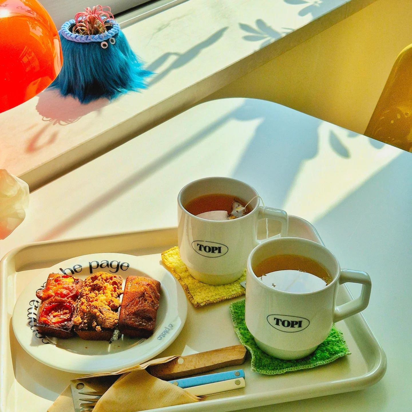 🥧 ᴛᴏᴘɪ ᴅᴇssᴇʀᴛ ☕️
여유로운 아침,
따뜻한 햇살이 가득한 공간에서
기분 좋은 휴식을 취하기 좋았던
유기농 밀가루, 발효 버터로 만든
건강하고 맛있는 디저트들이 가득한 카페.
#울산카페 #울산디저트맛집 #토피디저트