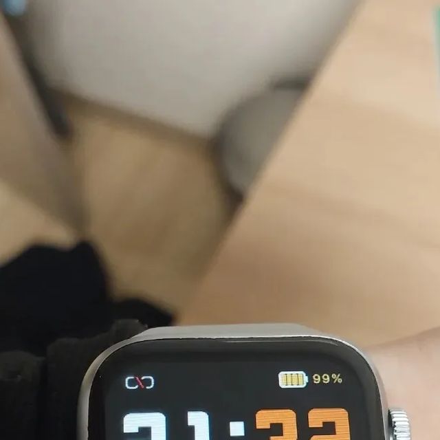 아랍소년김정환 on Instagram: "#손목닥터9988 손목닥터를 드디어 서버가 열려서 연동하였다.나는 비교적 최신기종인 MP-203으로 구성품은 본체,충전케이블,설명서이다. 제조사는 오파스넷으로