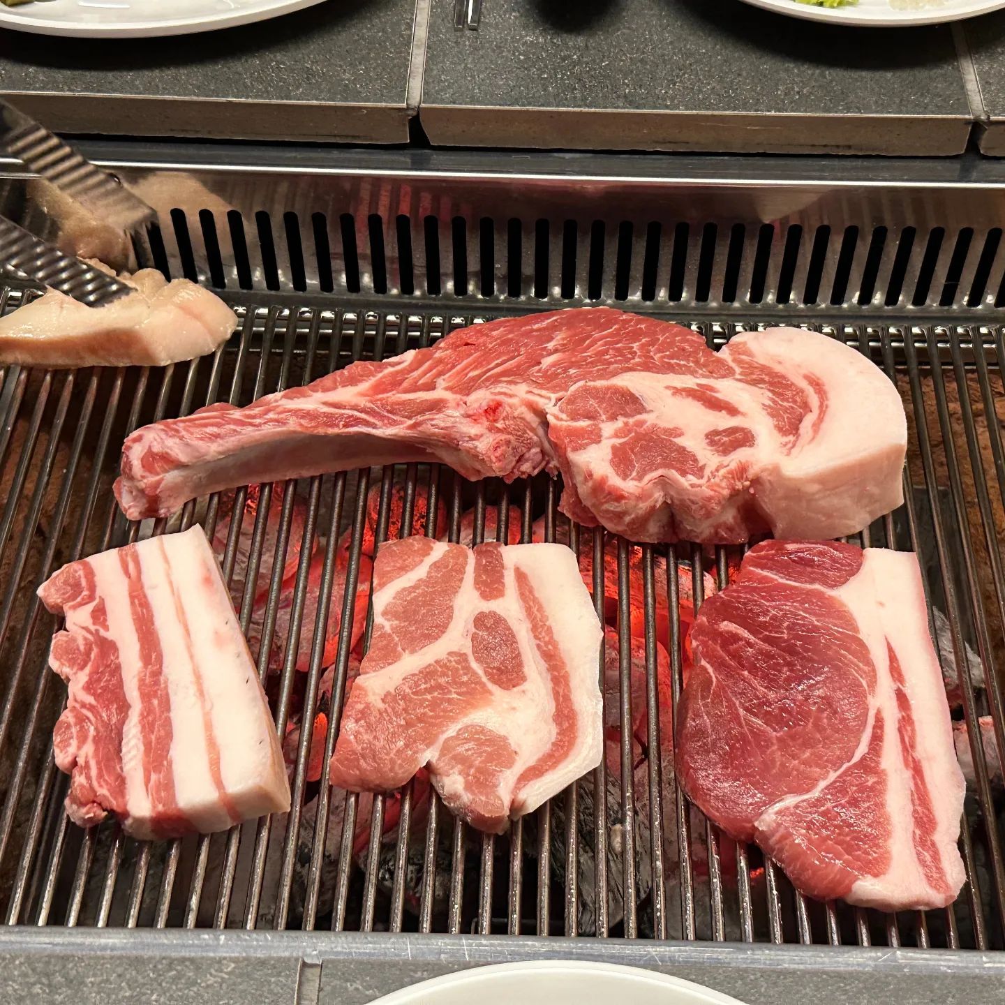 #잠실맛집 #노포맛집 
#방이동맛집 #잠실삼겹살 
#방이동삼겹살 #방이동고기집 

한잔 하기 딱 좋은
방이동고기집!
자주 와야겠네요~ㅎㅎ