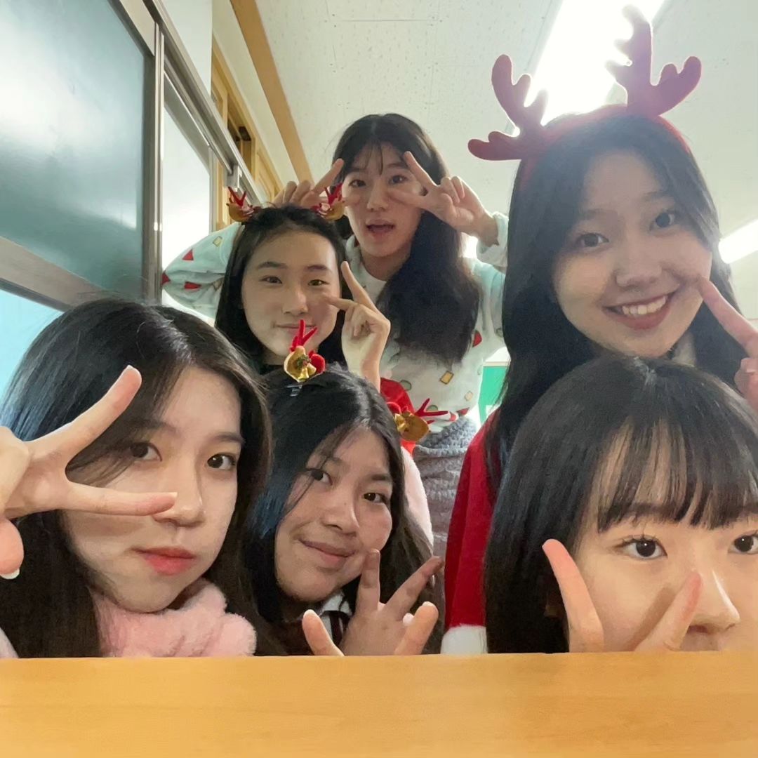 코스튬데이2023올해는산타걸🎅🎄

#코스튬데이 #크리스마스 #반지도슬쩍자랑
