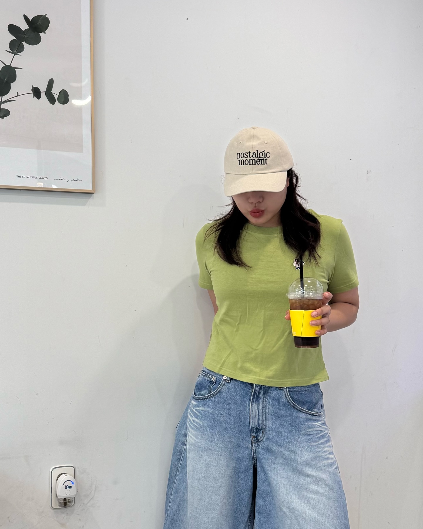 #협찬 요즘 제일 손이 많이 가는 볼캡 !

넉넉한 둘레와 깊이감으로 저 같은 대두도 작게 만들어줌 ..😝

-
-
#버블피스 #bubblepiece #모자 #볼캡 #볼캡모자 #볼캡추천 #여자볼캡 #여자볼캡추천 #남자볼캡 #남자볼캡추천 #남녀공용 #남녀공용볼캡 #야구모자 #스타일메이트