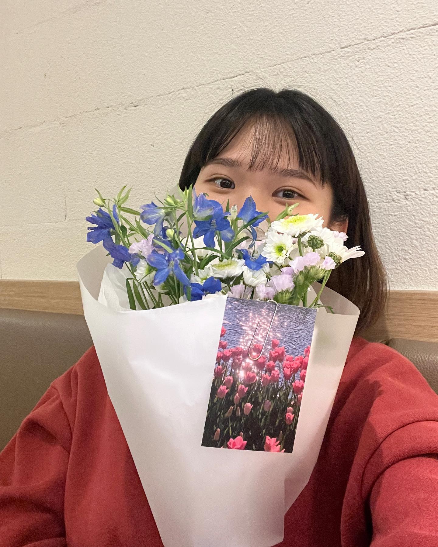 울 복덩이 이모한테 꽃도 선물 받고 좋겠다아 💐✨💞