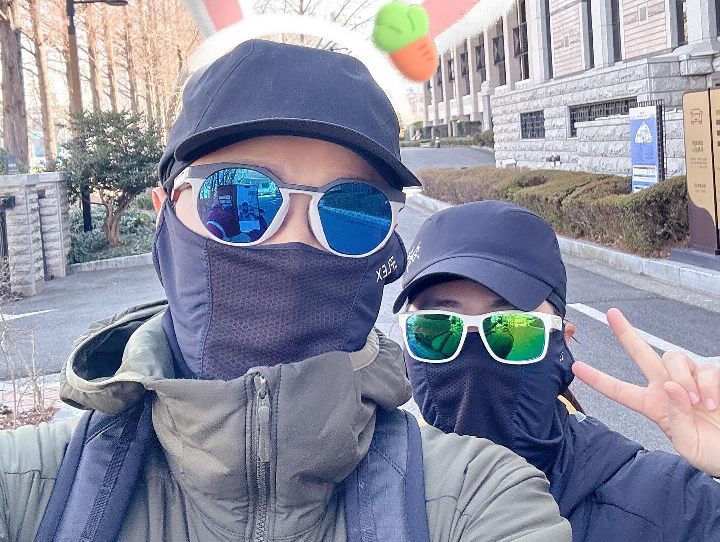 신랑님과 함께 이기대 트레킹 후 국밥에 쐬주 일 잔!!!
주말은 항상 등반과 트레킹으로 마무리!!!
아자아자 화이팅!!!
#등산 #트레킹 #남구트레킹코스 #남구트레킹노선안내도 #주말등산⛰ 
#등산그램🌳 #트레킹스타그램 #트레킹코스 #신랑님과함께💑 
#주말부부일상 #부부등반❣️ #부부트레킹 #주말일상🎈 #주말데이트 
#주말스타그램 #이기대해안산책로 #이기대갈맷길 #이기대 #이기대트레킹 #이기대둘레길 #이기대산책 #이기대 #아름다운바닷길투어 #이기대전망대 #맞팔해요💕 #맞팔환영🙌 #서이추🌸 #서이추환영❤️ #부산둘레길추천 #부산둘레길코스 #부산바다트레킹