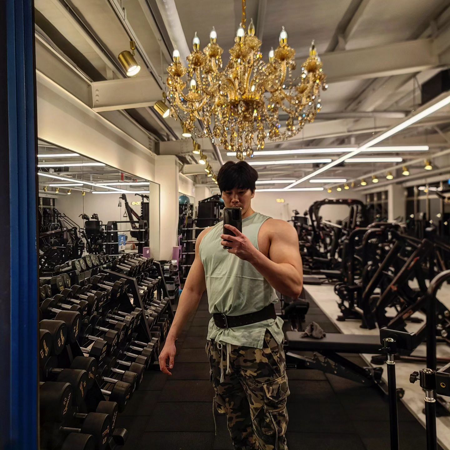 오랜만에 트리니티에서 운동!!

#오운완 #거울샷 #selfie #health #instagram