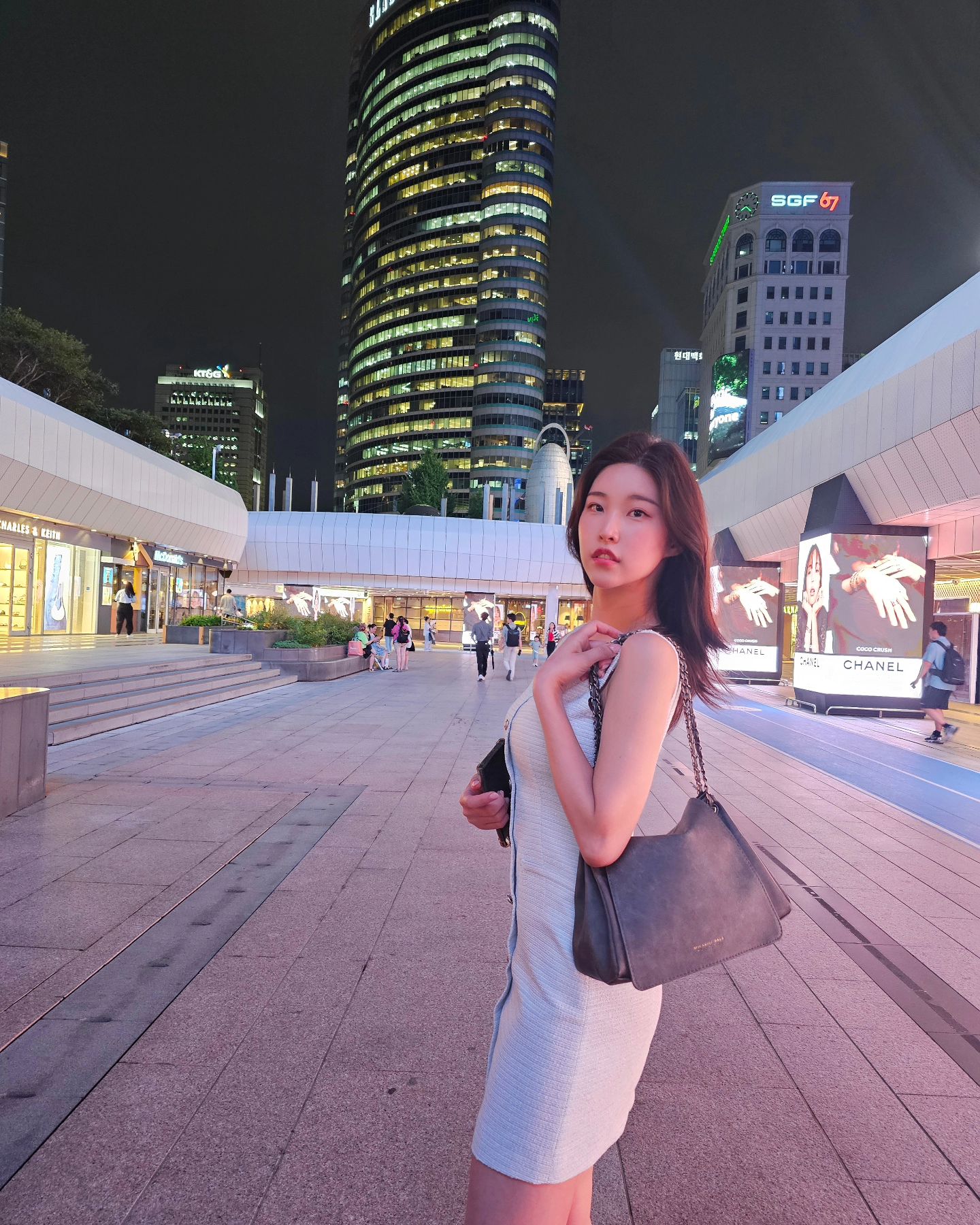 요즘 집중력을 도둑 맞았는가.. 왜 이렇게 정신을 못차리지?라고 계속 생각했는데요
생각을 바꾸기로 했어요
집 나간 집중력? 내가 잡아온다
이 악물고 찾아주마

#데일리 #투데이 #일상 #일상그램 #일상스타그램 #일상소통 #일상기록 #daily #instadaily #today #instatoday #좋아요반사 #패션모델 #뷰티모델 #모델 #운동스타그램 #라이브커머스 #운동하는여자 #프리랜서모델 #프로필촬영 #개인촬영 #프로필사진