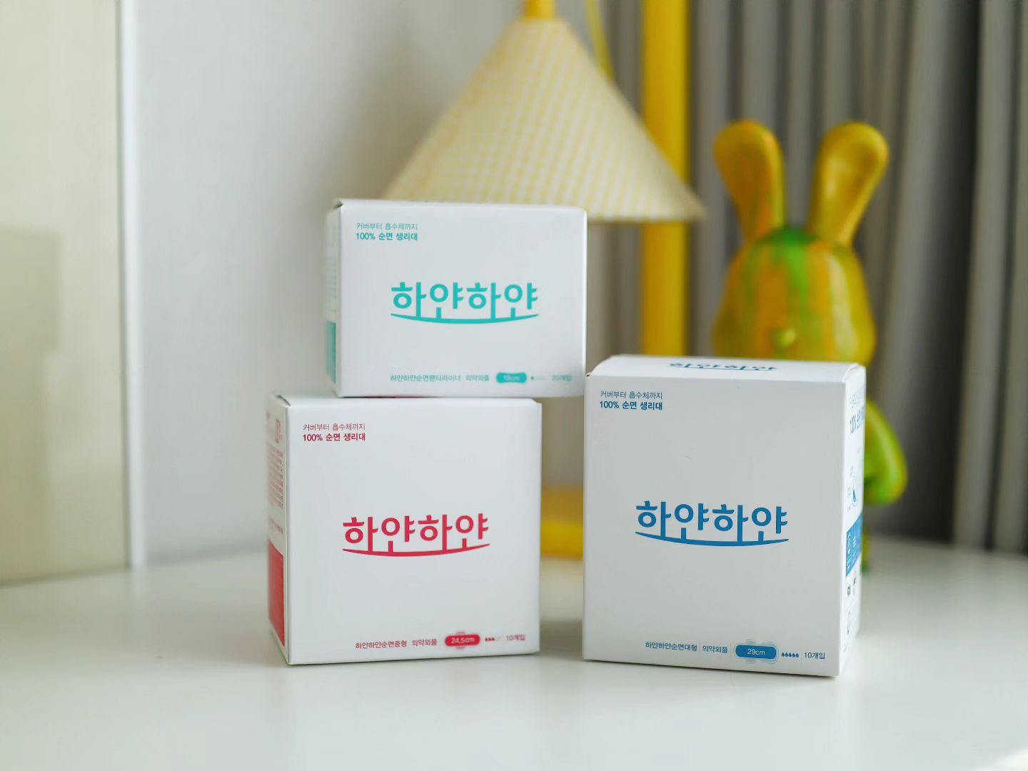 #제공 

커버뿐 아니라 흡수체까지 모두 순면인
하얀하얀 생리대 :) 

그래서 초경생리대로 많이 선택하시더라고요
면생리대 쓰기에는 사실 초기 비용도 많이 들고 
관리에 어려움도 있어서 망설였는데 

하얀하얀은 속까지 순면이라 좋아요
확실히 달라요 ㅋㅋㅋㅋ

hayanhayan_official

#면생리대 #초경생리대 #유기농생리대 #유기농생리대추천 #유기농생리대1위 #하얀하얀생리대 #하얀하얀생리대추천 #생리대추천 #생리대
