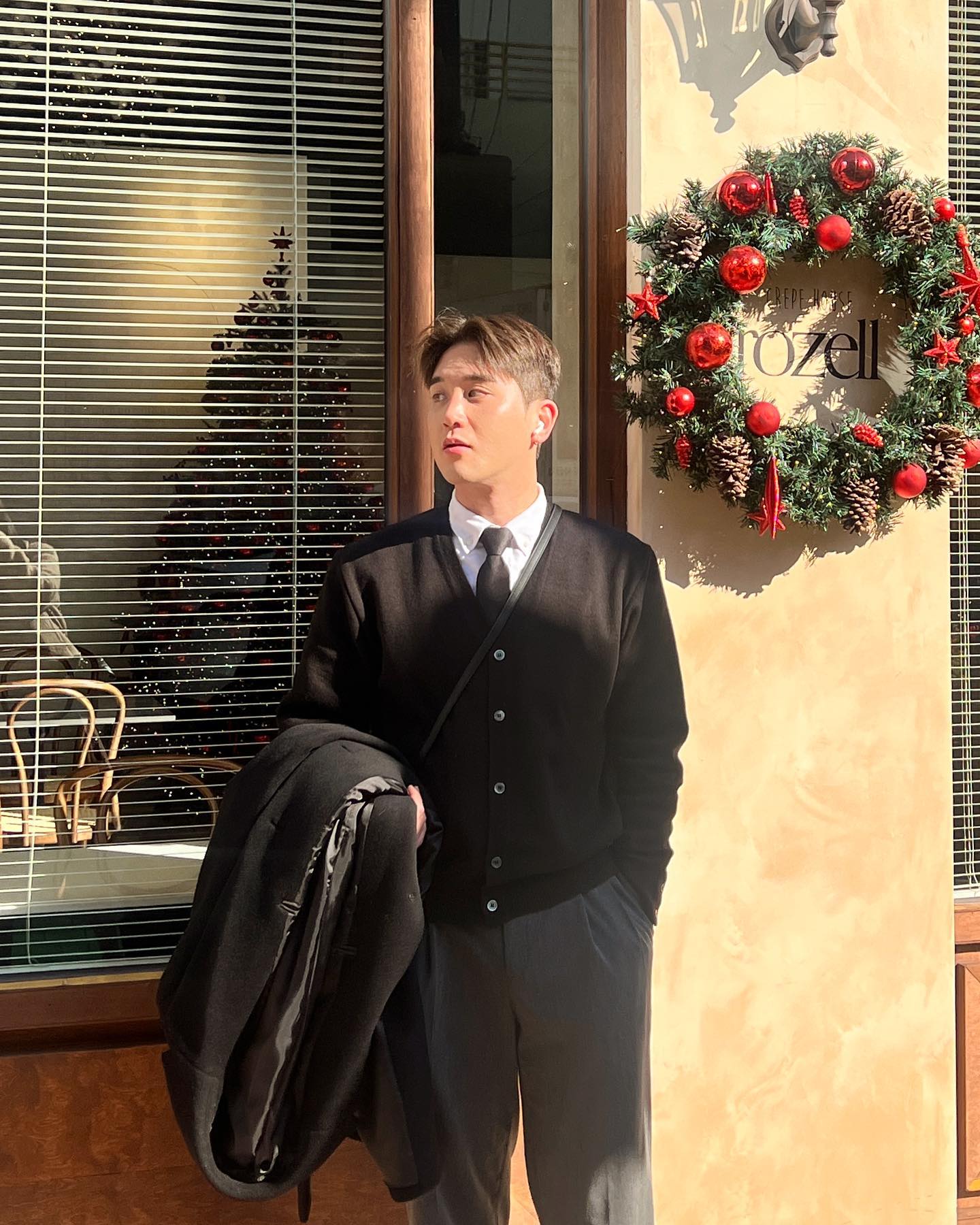 트리가 너무 예쁜 계절이 왔네🎄