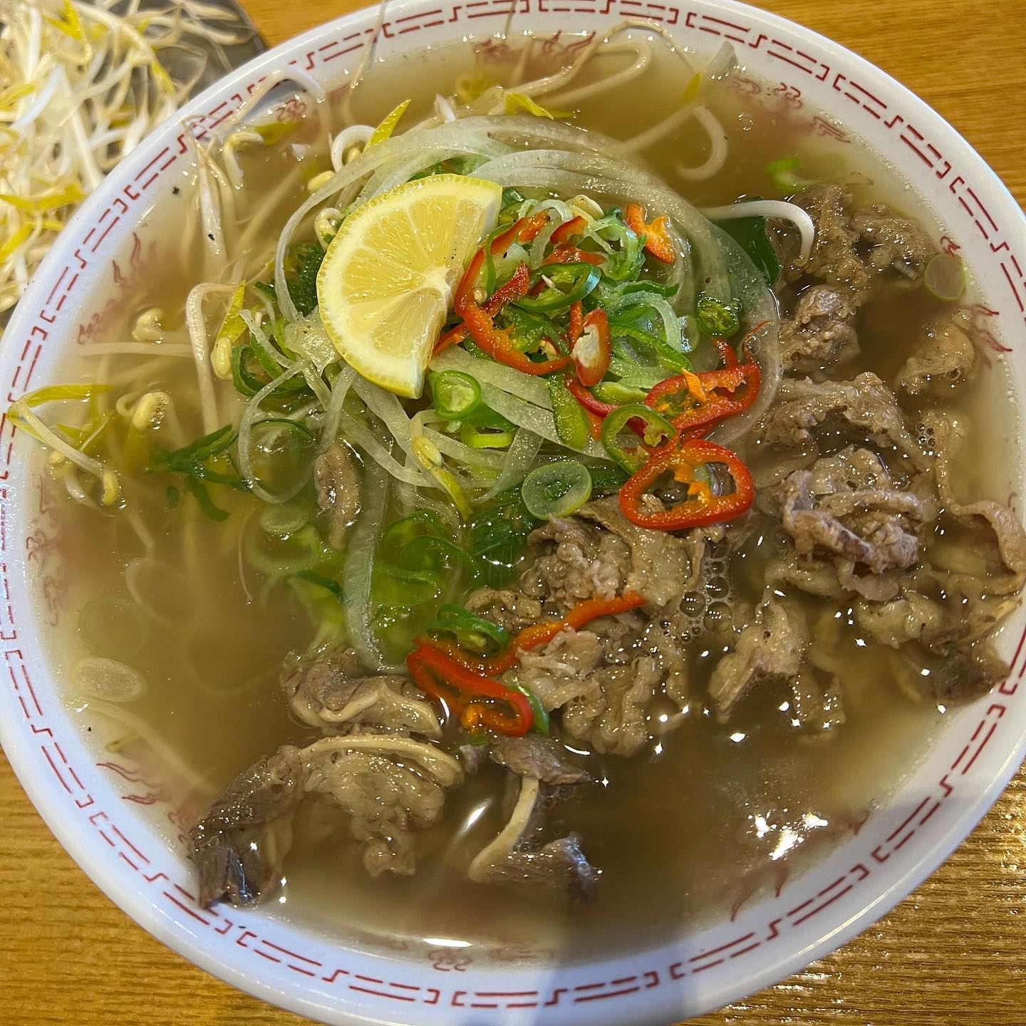 #협찬#힙포#쌀국수#설문동맛집

원마운트점에 이어 본점 방문😊
역시 맛있어
어쩜 메뉴 하나하나 다 맘에 드는가봉가!

찐맛집 아니면 두번 안가는데
언니들 생파할 때 여기 가자구 해야지 헷 :)

#🍜

이제 11월이 좋아질꺼야
벌써 작년과 올해 11월엔 좋잖아
12월엔 더 햄볶자, 달려 🤍