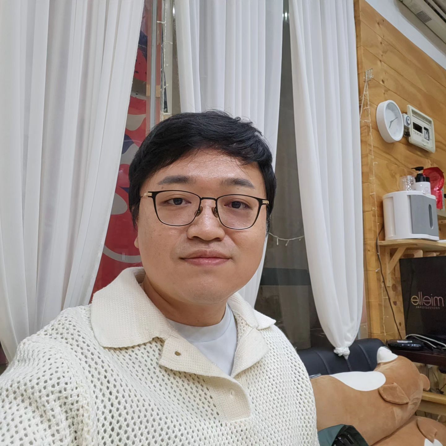 머리하고 왔습니다