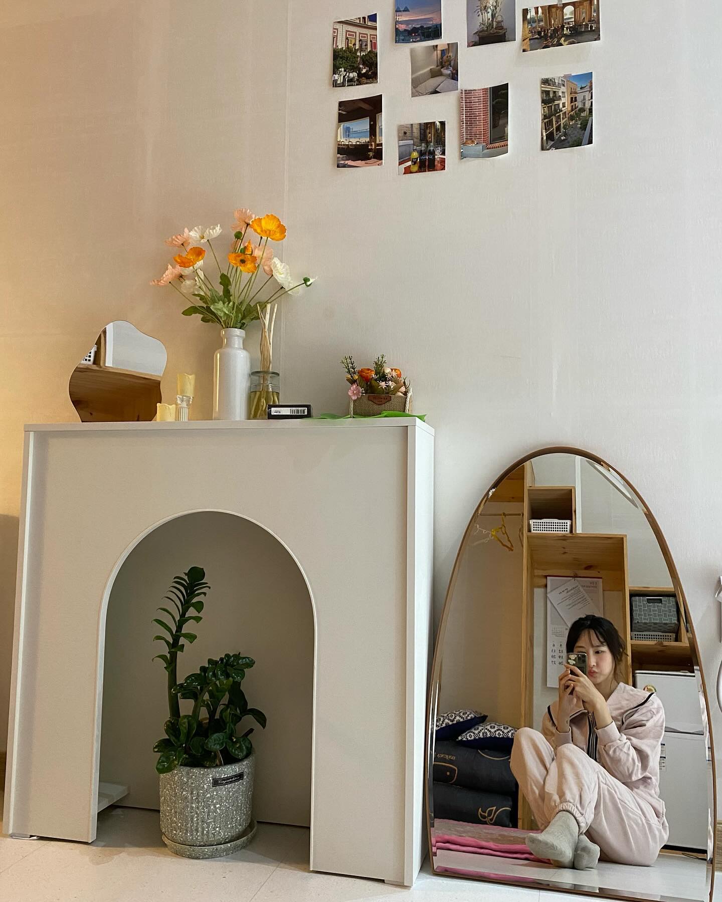 #갬성 적인 #숙소 에서
#분위기 에 취함🤭.
.
.
.
.
.
.
#대구 #칠곡 #펜션 #감성 #센치한밤 #여행 #촌캉스 #ootd #필라테스 #요가스타그램 #등산스타그램 #일상 #운동하는여자 #헬스타그램 #좋아요반사 #좋반 #좋아요 #맞팔 #맞팔환영 #선팔하면맞팔 #선팔 #힐링 #follow #following #follow4like #likeforfollow #instadaily