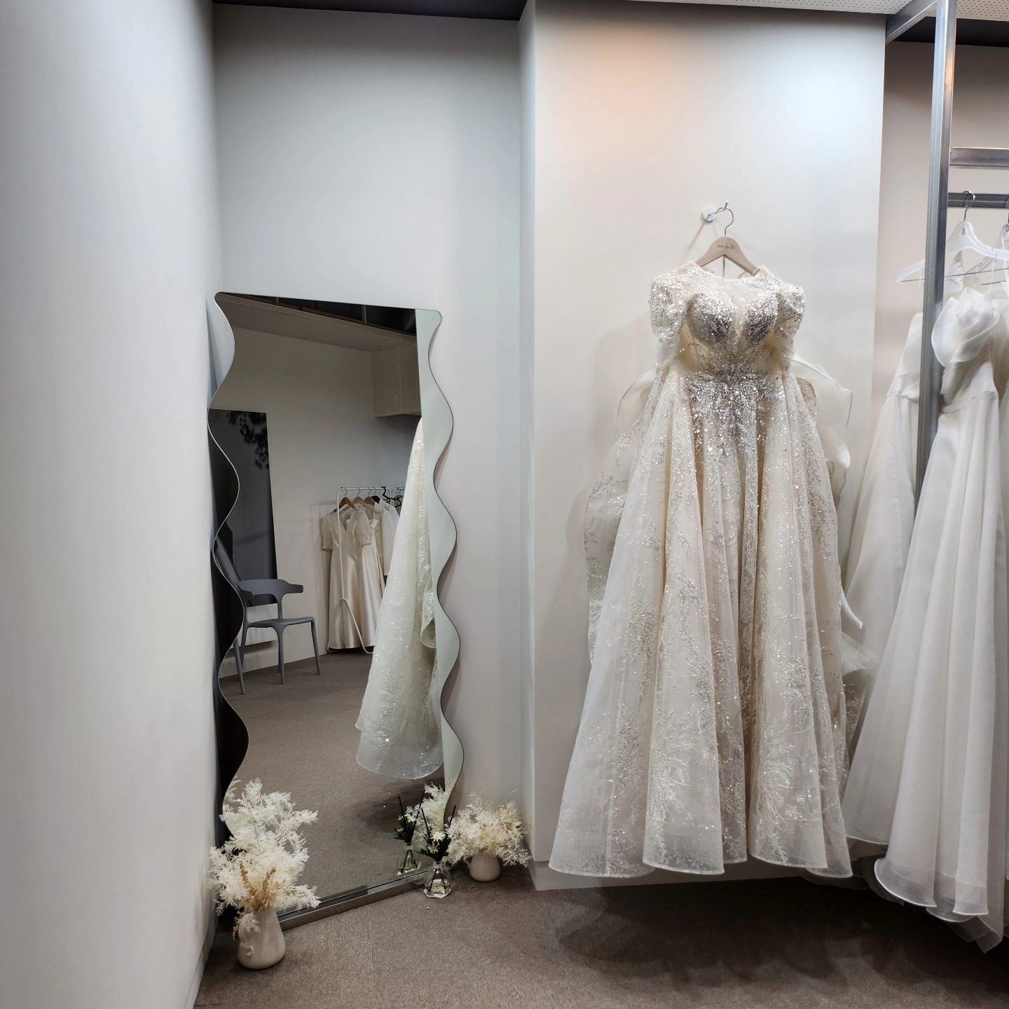 ❤️ 저 웨촬 한달도 안남았는데...다이어트...이게 맞조,..? ㅠ 

🧡결혼준비는 direct.wedding 
💛비동행 플래너
💚다양한 제휴업체 할인혜택
💙수많은 결혼정보 공유
💜다이렉트결혼준비 최초가입시
  추천인 : 두머니
  입력하시면 현금처럼 사용가능한 
  3만포인트 적립됩니다
 (네이버카페 가입시 입력해야한 적용가능합니다)

#다이렉트 #다이렉트웨딩준비 #다이렉트결혼준비#웨딩스타그램 #다이렉트웨딩 #다이렉트환영 #웨딩 #결혼 #결혼준비