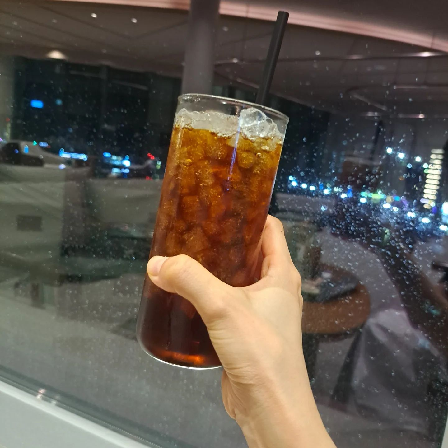 JM 커피로스터스 본점

주차하기도 좋고 커피도 베이커리도 맛있어서
자주 가게되는 제이엠커피💕

#제이엠커피로스터스 #기장커피 #원두판매
#아아 #아이스아메리카노💕
#신맛러버💛

jmcoffee.official
jmcoffee_daily