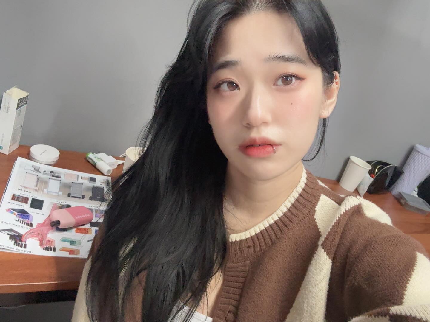 아무도 없어서 이쁜척하다 원장님한테 걸림..🫠🫠