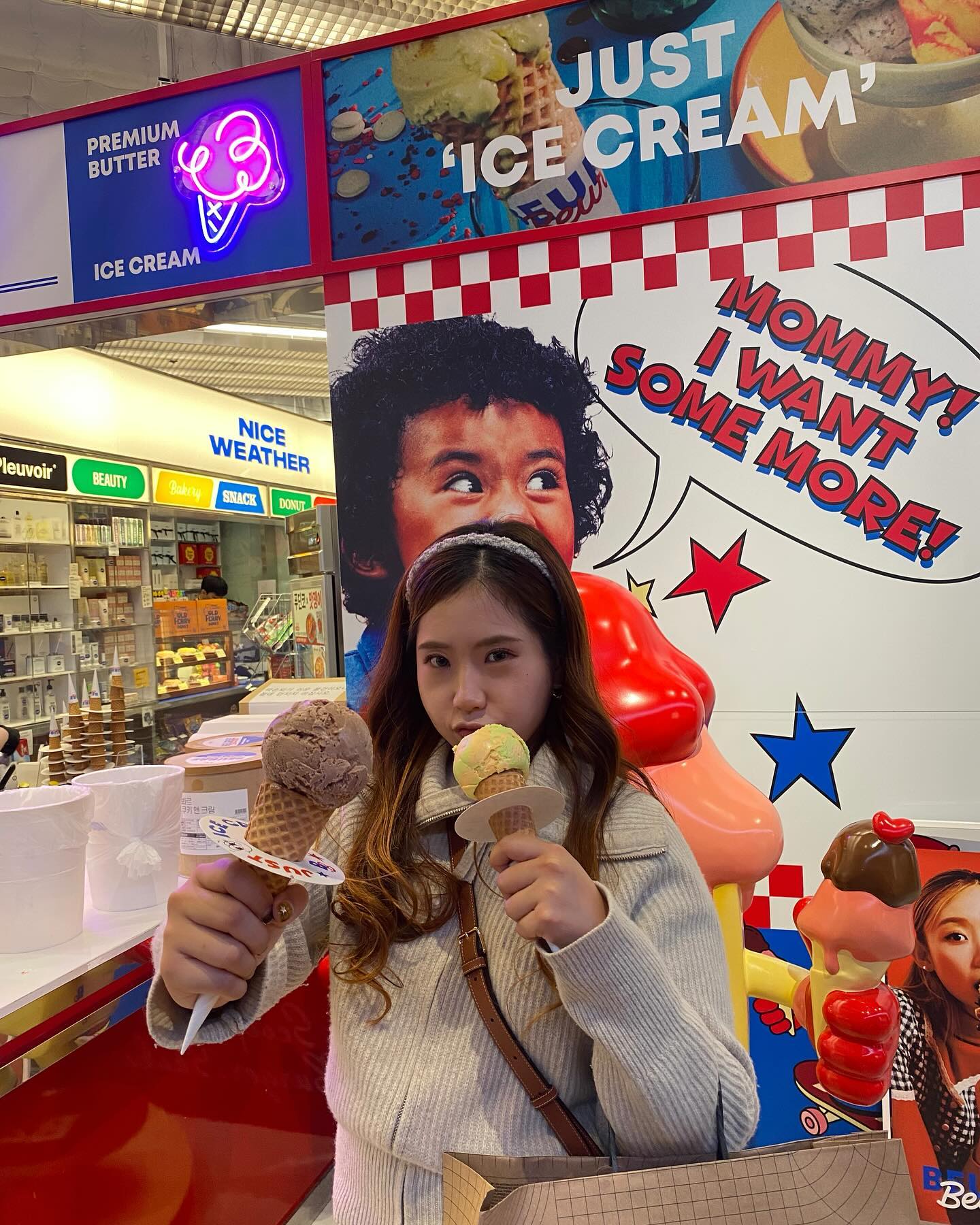 주말만 알록달록 한정🔥🥕🧡🎃
추워도 아이스크림음 못참는편🍦🍨🍧