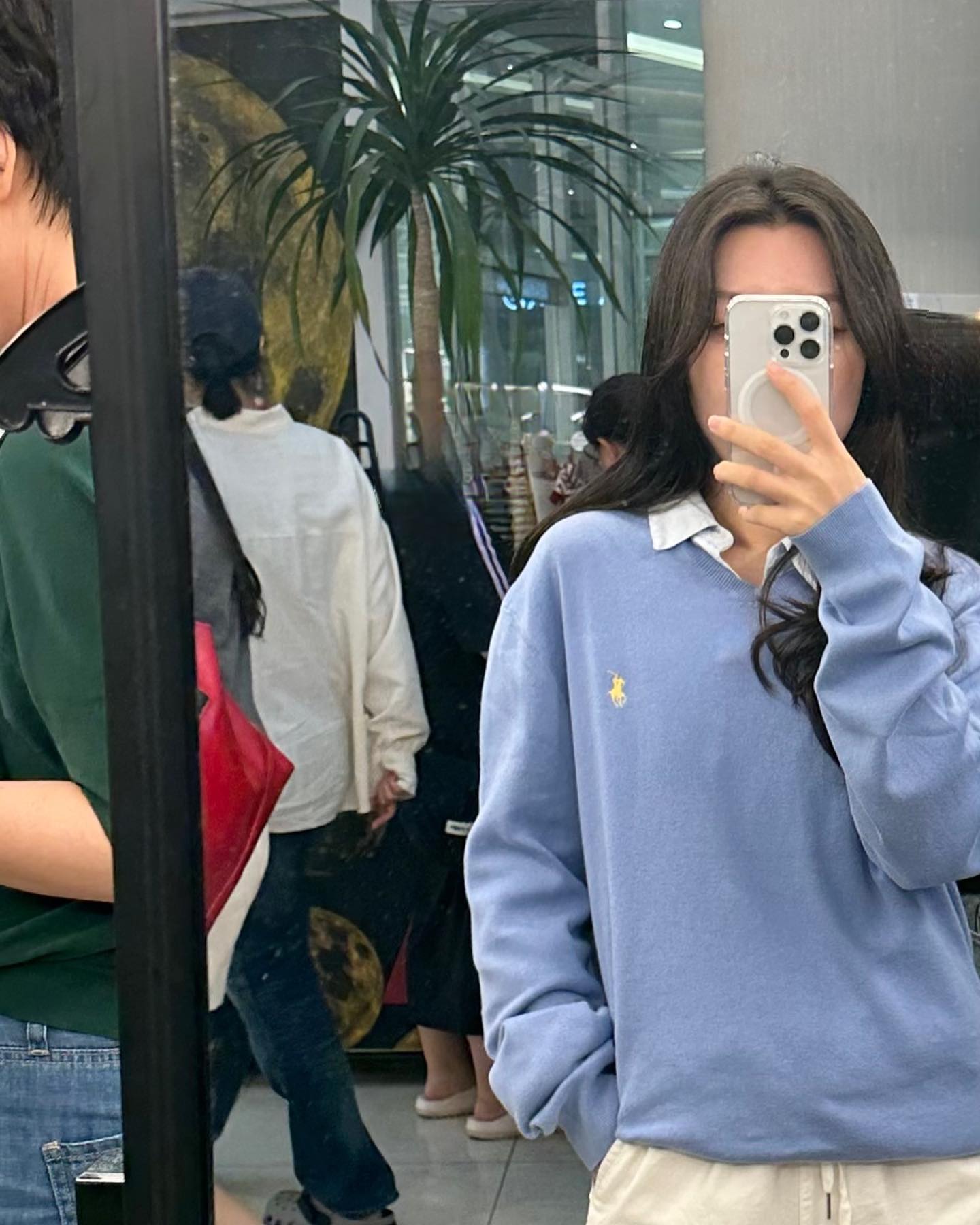 🦕🐟파란색이 좋아진다•• 노랑색에 한참 빠져있었는데 요즘엔 파란색에 관심이 가더라고요? ( ⁼̴̀ .̫ ⁼̴́ )✧ 

어떤 색에 빠져있으신가요?