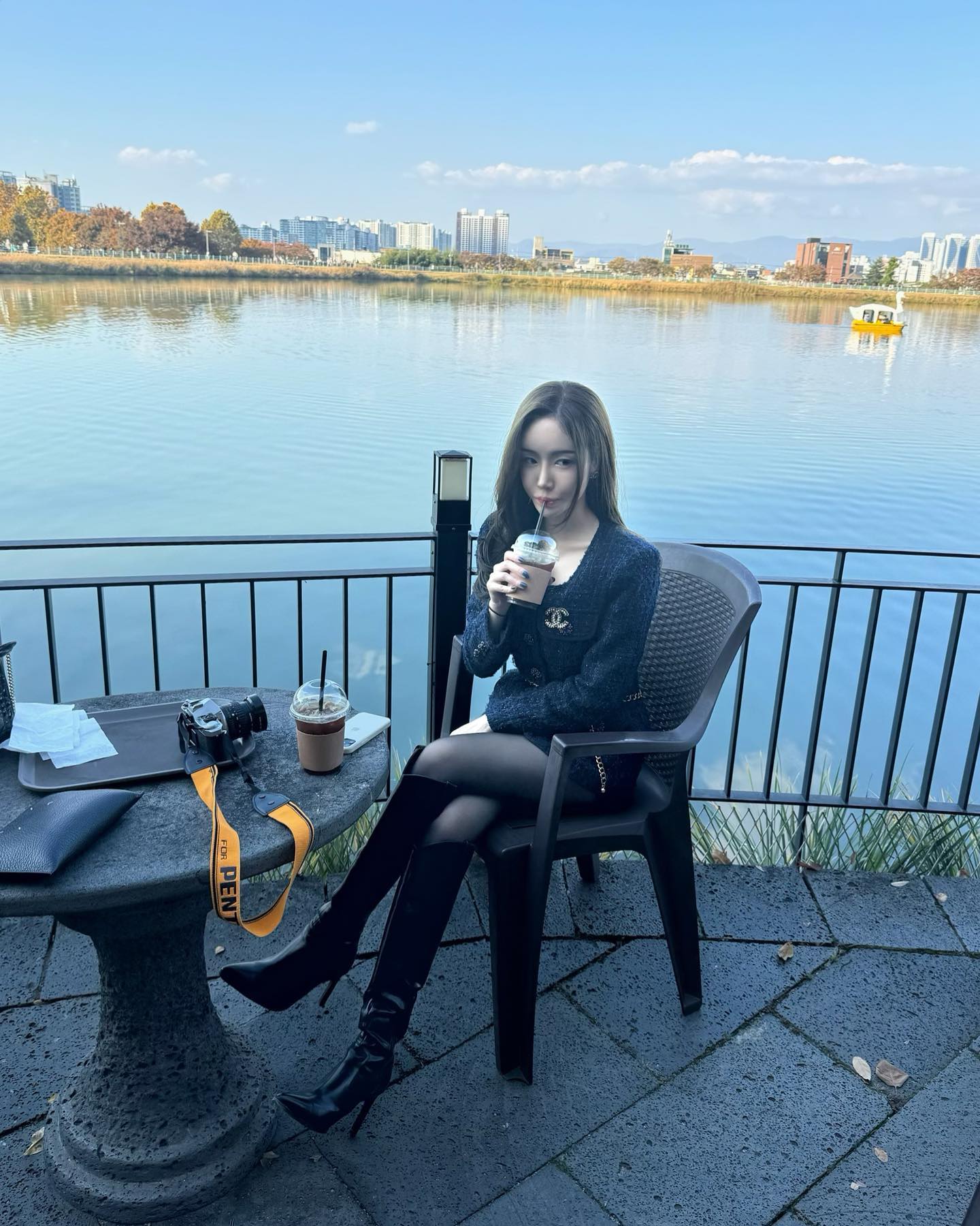 아이폰15 화질 좋긴한데 좀 부담스럽다…?
무튼 역대급 수성못날씨 🫧