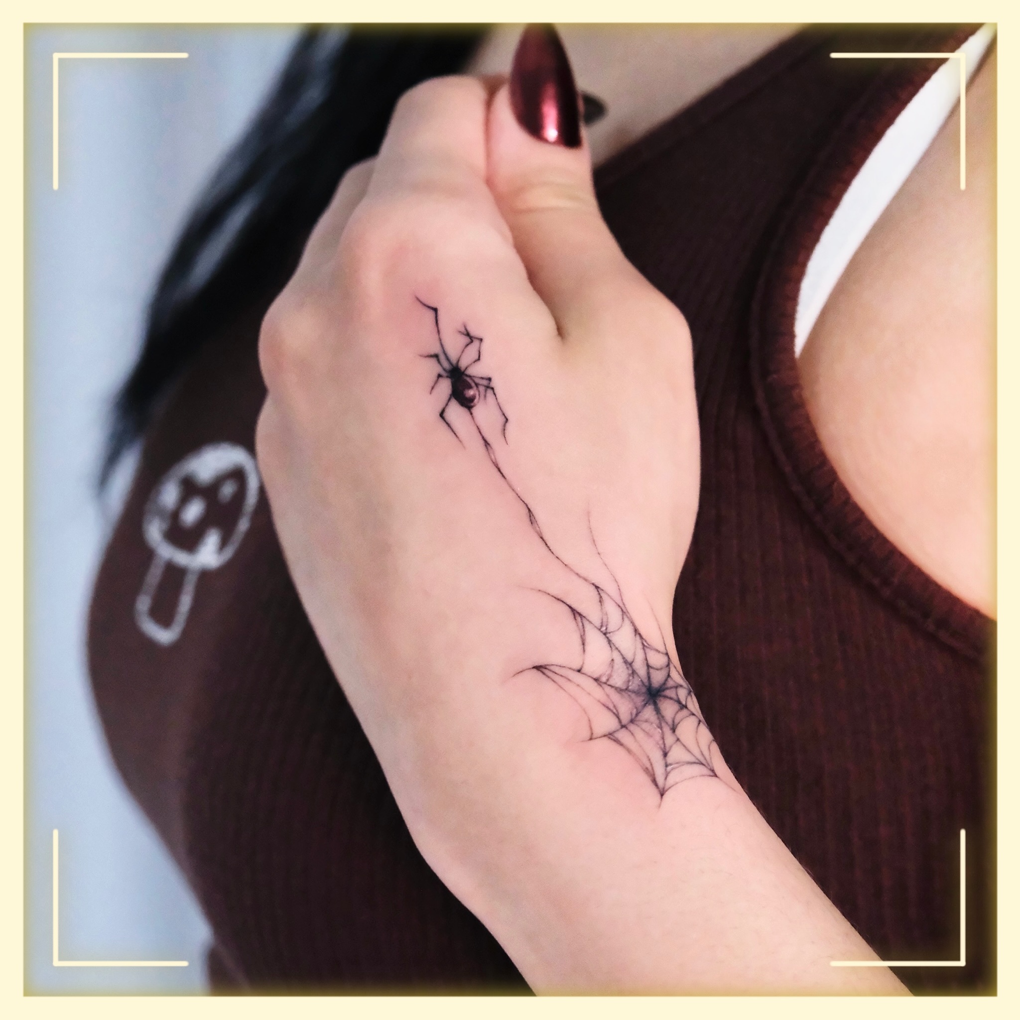 𝐒𝐩𝐢𝐝𝐞𝐫🕷️🕸️
.
.
Tattoo👉DM / Open kakao
,
.
.
.
.
#hongdaetattoo #seoultattoo #koreatattoo #spidertattoo #handtattoo #blackworktattoo #韓国タトゥー #ソウルタトゥー #ホンデタトゥー #거미타투 #홍대타투 #손타투