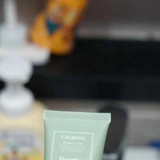 보육교사&토퍼하는 여자 몽시르의 육아 다이어리 on Instagram: "#광고 저처럼 여드름성 피부여서 저자극 클렌징폼 찾는 분들에게 완전 강추하는 포레스트 카밍 클렌징폼. 온가족 모두가 사용