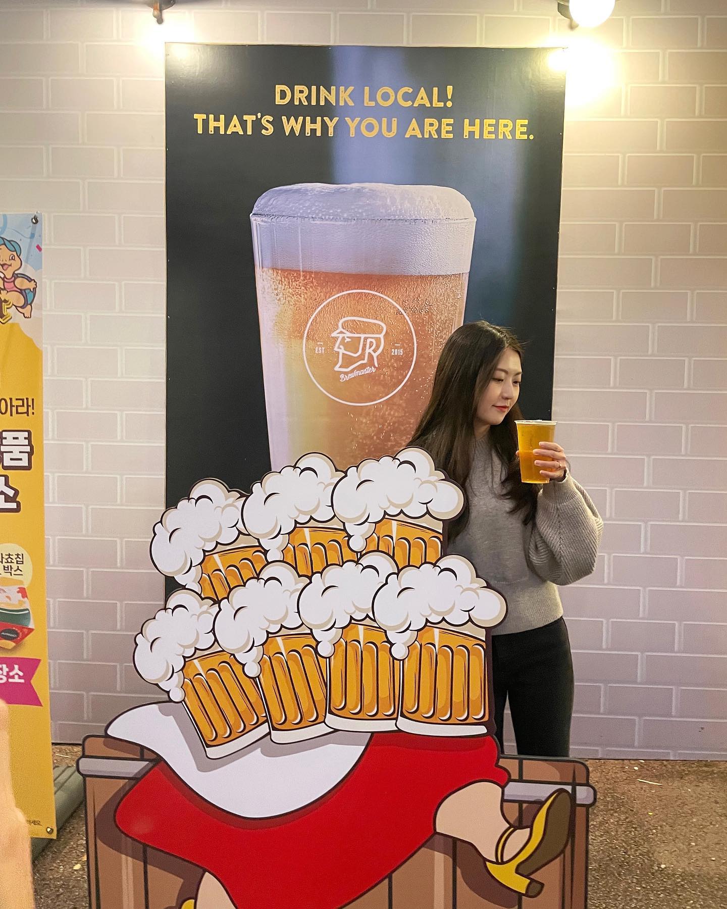 #협찬 today_seoulland 
안양러에게는 추억이 있는 장소😇
과천 서울랜드에 다녀왔어요!
가을맞이 옥토버 페스티벌이 진행 중이라
퍼레이드, 버스킹, 푸드트럭 등 즐길거리가 많더라구요!

마스커레이드도 보고 싸이월드 갬성
루나 버스킹도 듣고~ 마지막 생맥까지🍻
날씨도 너무 좋아서 더 재밌어버림ㅜㅠ🎢

입장 선착순으로 ‘절대 맥주잔을 찾아라!’ 참여복권도
주니 가을축제 기간 때 꼭 방문해보세요!

#서울랜드 #만능놀이공원 #맥주맛집 #맥주핫플 #가을분위기맛집 #가을축제 #가을맥주 #옥토버페스티벌 #가을단풍명소 #가을여행지 #가을국내여행 #가족여행 #주말갈만한곳 #가을여행지 #데이트코스 #가족나들이추천 #가을단풍 #서울근교놀거리