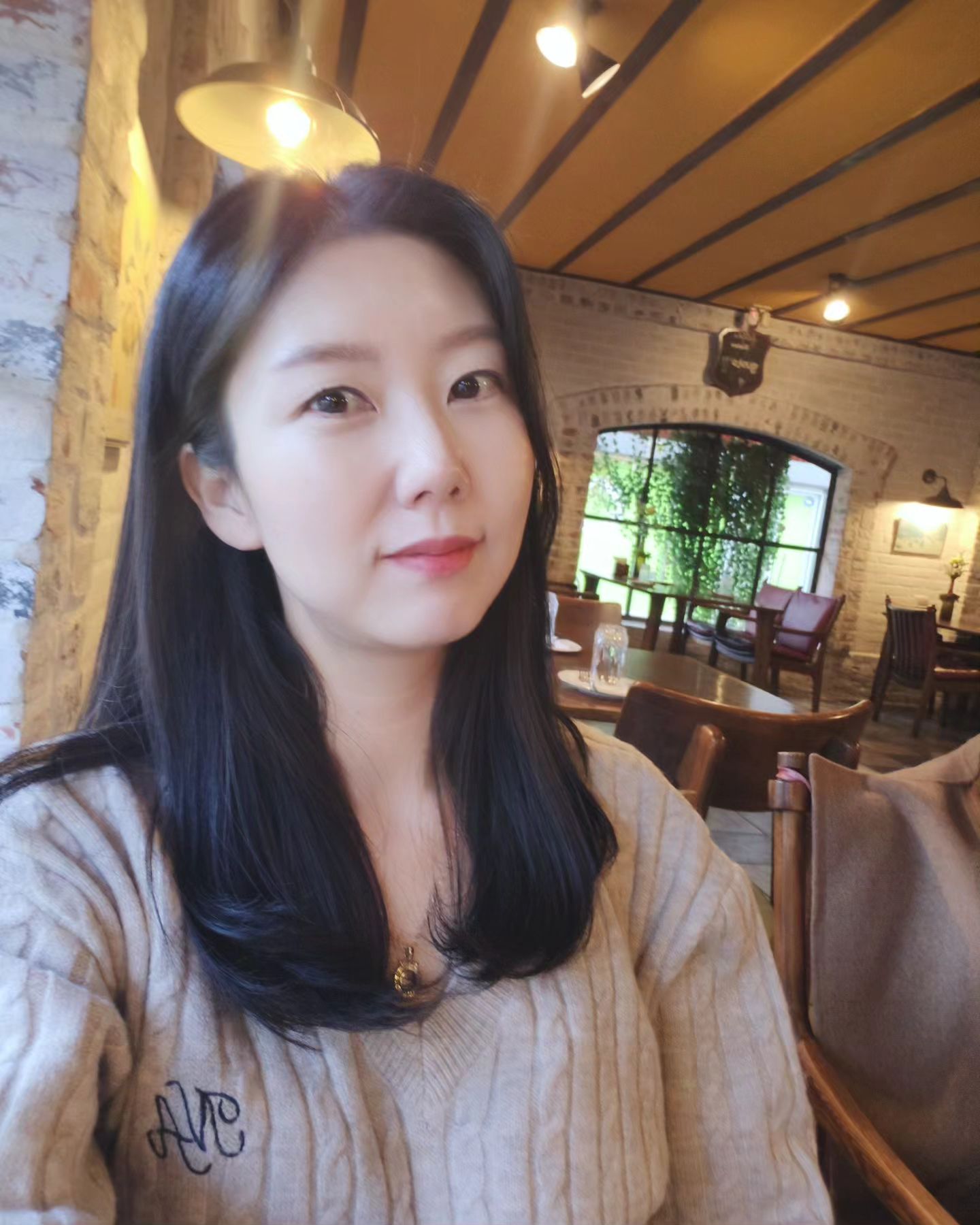 이젠 경조사가 있어야 만나게 되는 친구들..🥺
 
나이제 백수야..
 
자주 보쟈...ㅋㅋ